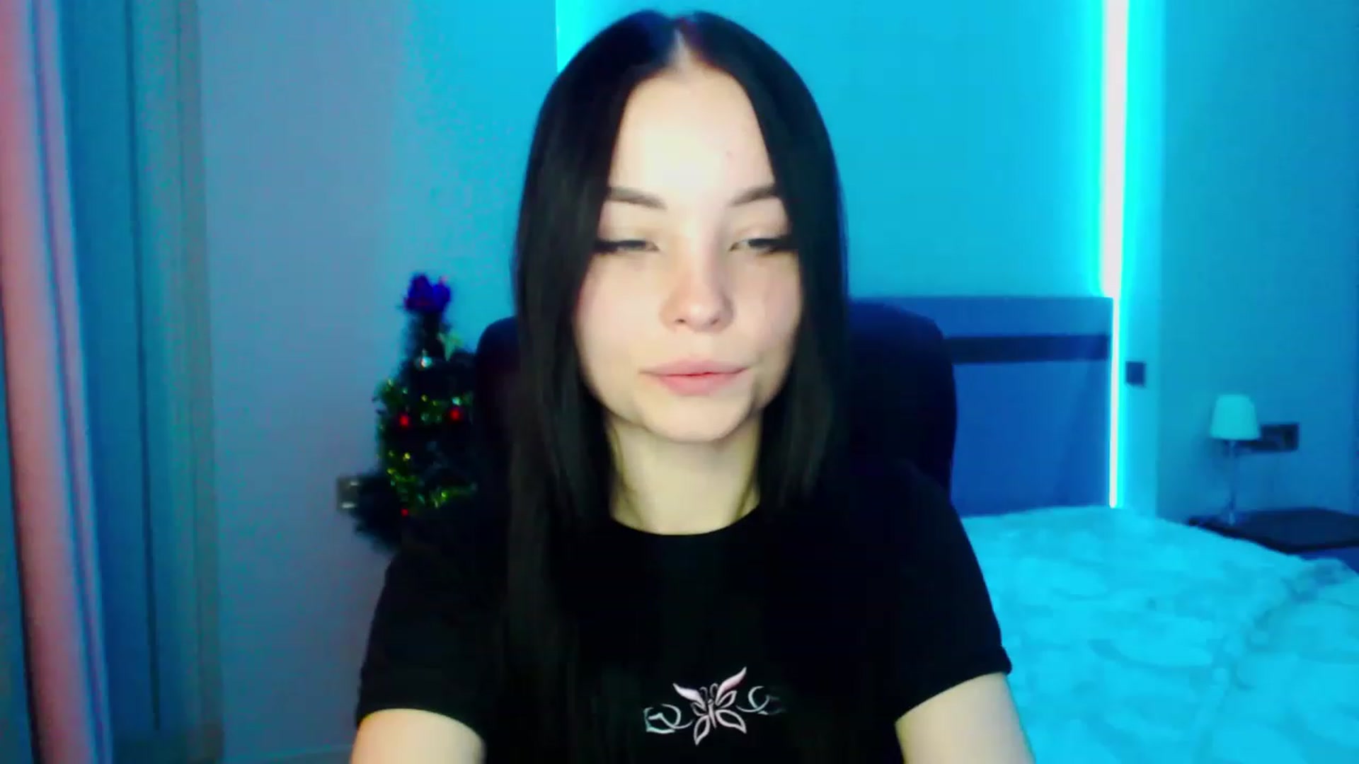 Gallery image thumbnail from SonyaOlsen's myfreecams stream on, 01/23/2023, 10:05 image 12 of 20