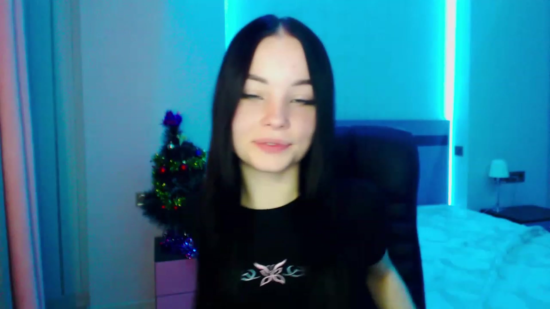 Gallery image thumbnail from SonyaOlsen's myfreecams stream on, 01/23/2023, 10:05 image 15 of 20