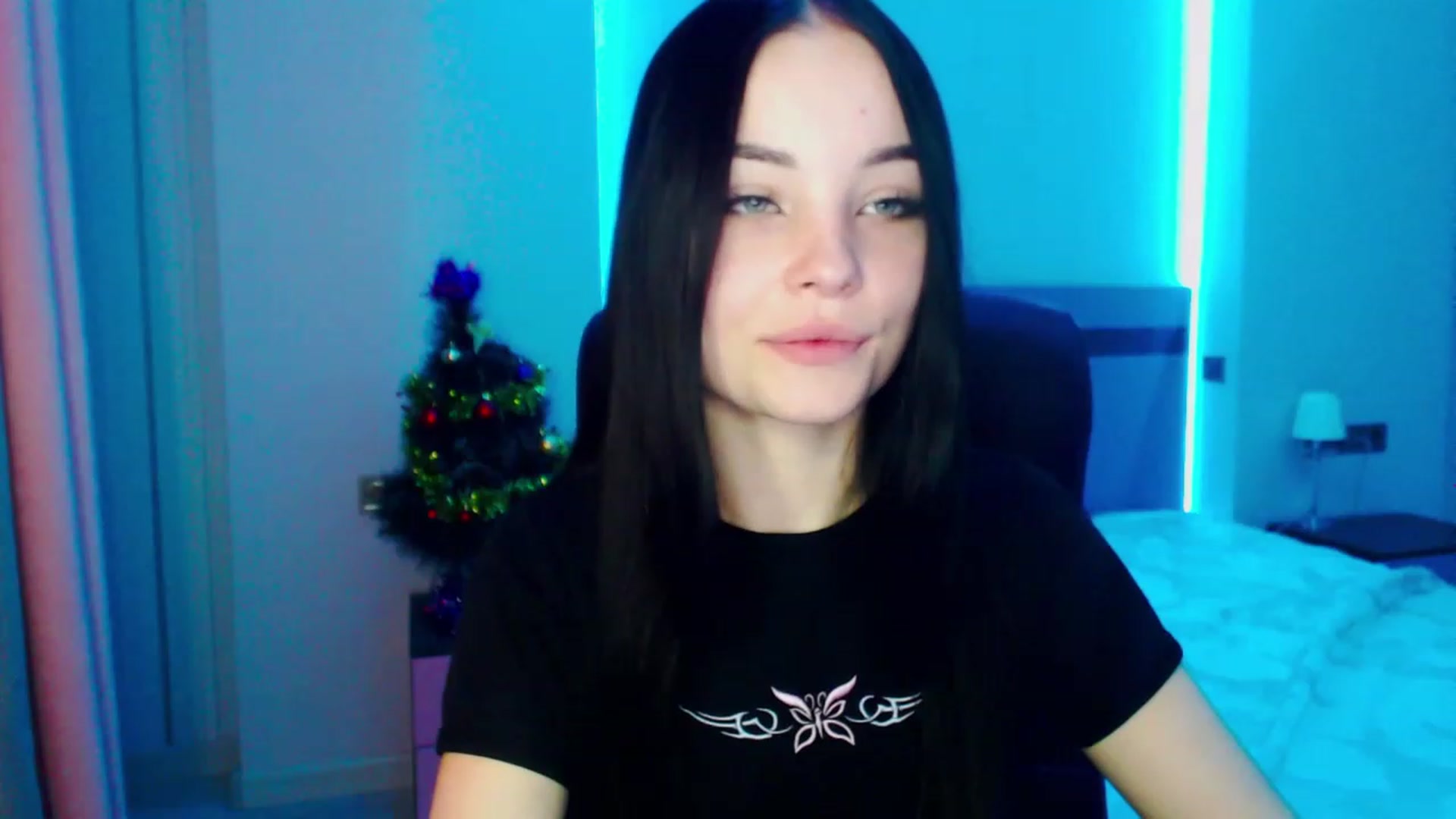 Gallery image thumbnail from SonyaOlsen's myfreecams stream on, 01/23/2023, 11:24 image 14 of 20