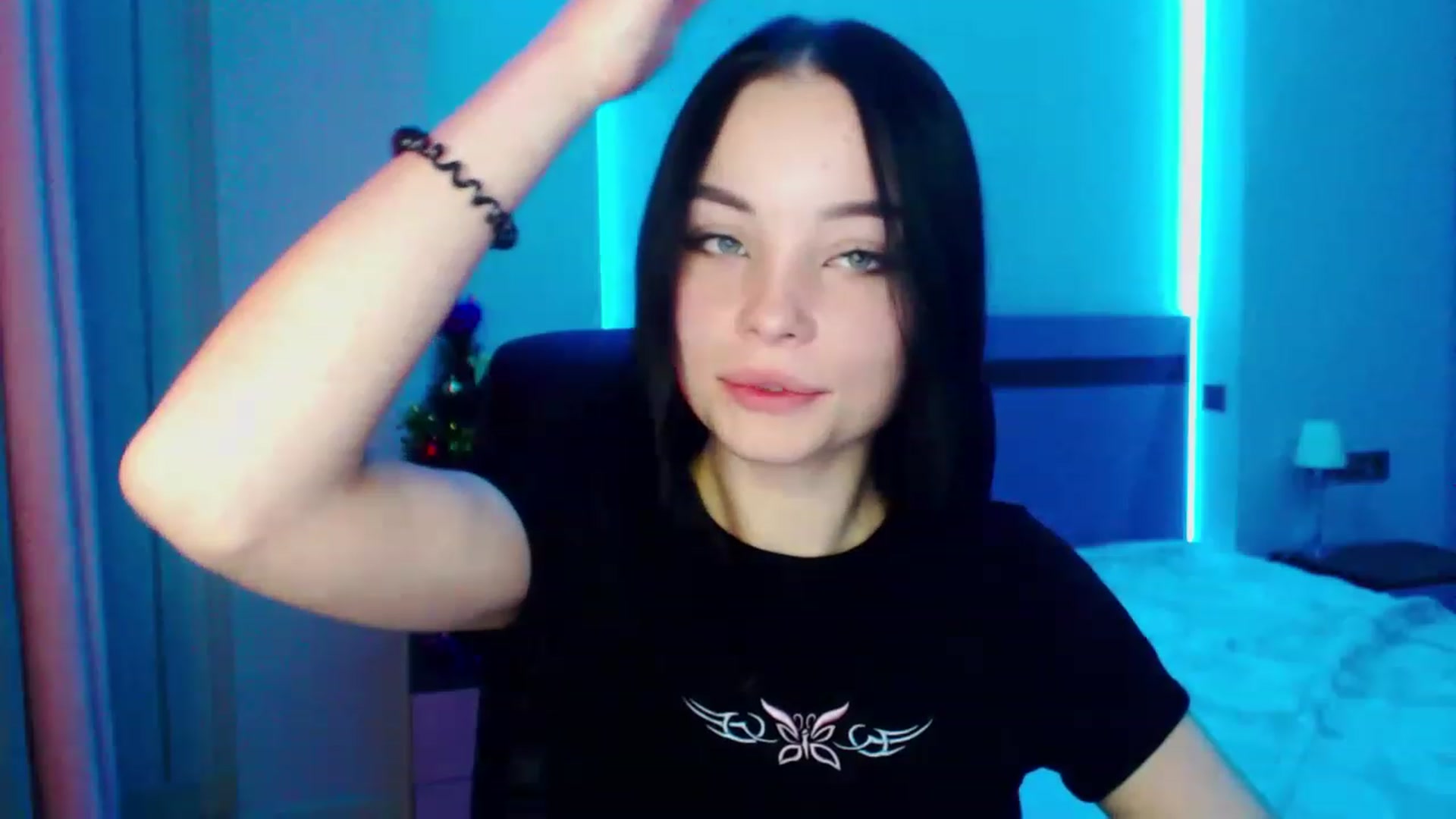 Gallery image thumbnail from SonyaOlsen's myfreecams stream on, 01/23/2023, 11:24 image 16 of 20