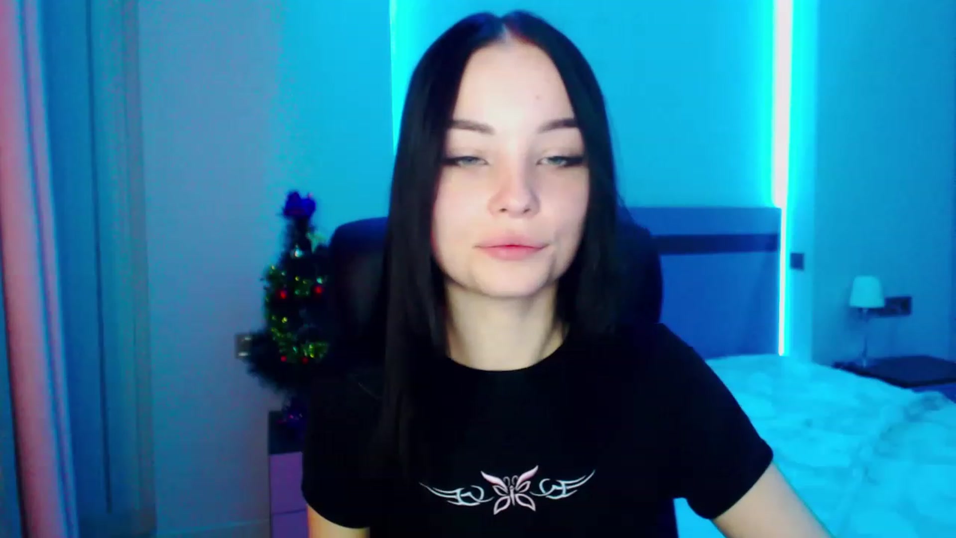 Gallery image thumbnail from SonyaOlsen's myfreecams stream on, 01/23/2023, 11:24 image 18 of 20