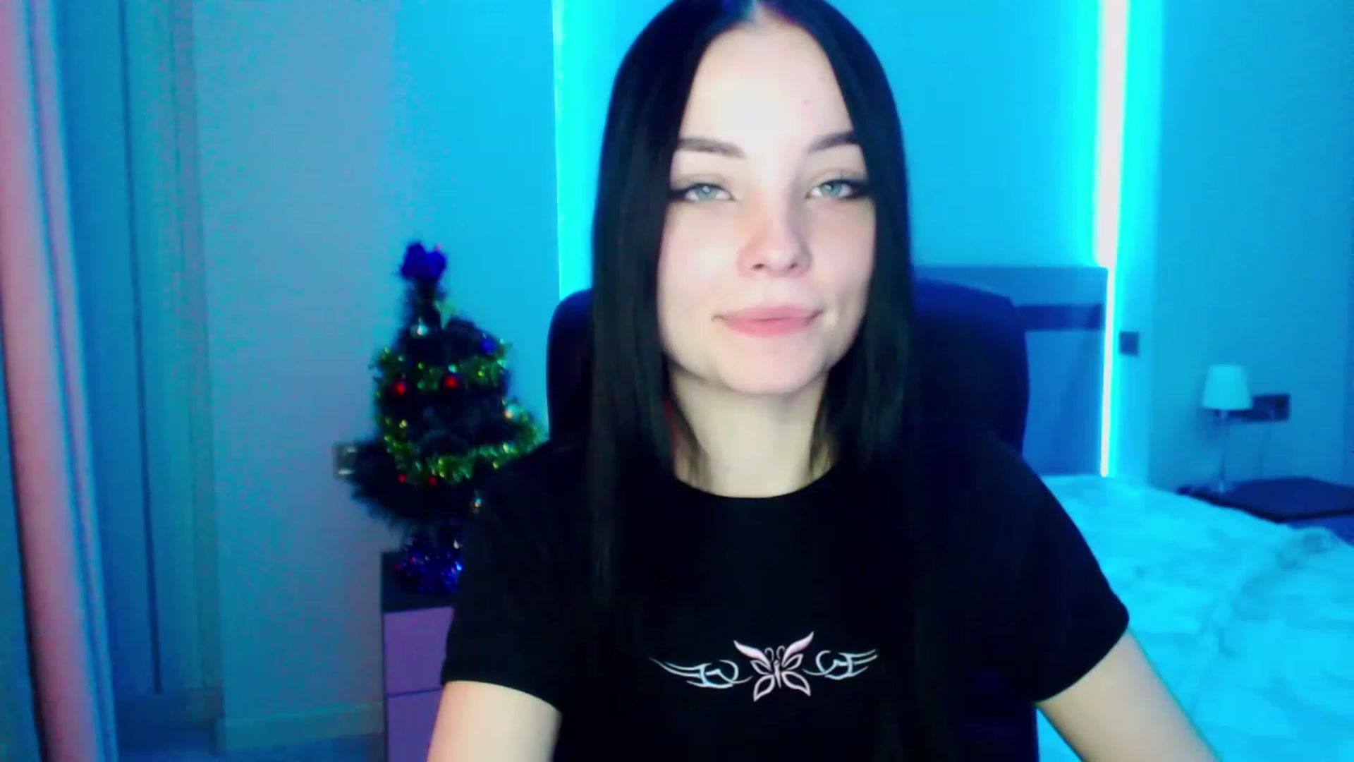 Gallery image thumbnail from SonyaOlsen's myfreecams stream on, 01/23/2023, 11:24 image 8 of 20