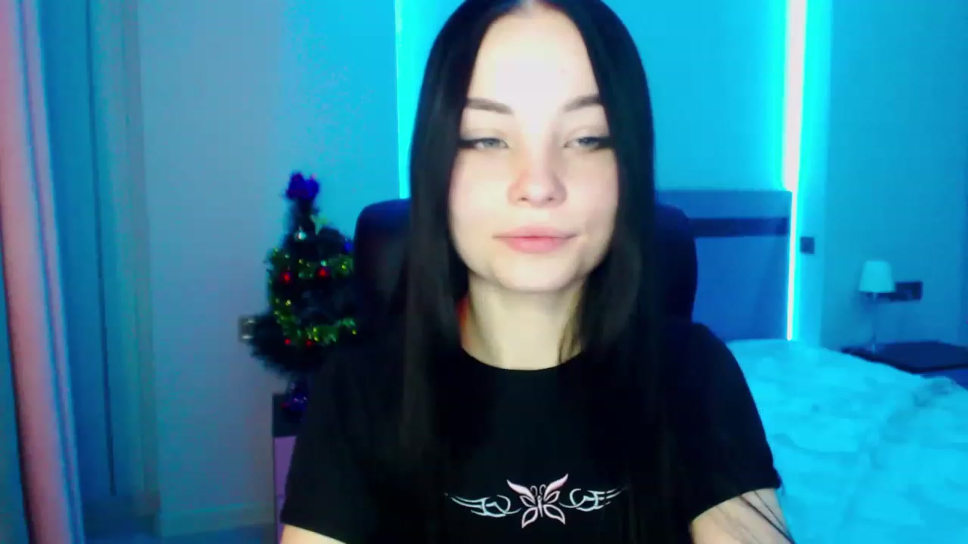 Gallery image thumbnail from SonyaOlsen's myfreecams stream on, 01/23/2023, 11:24 image 3 of 20