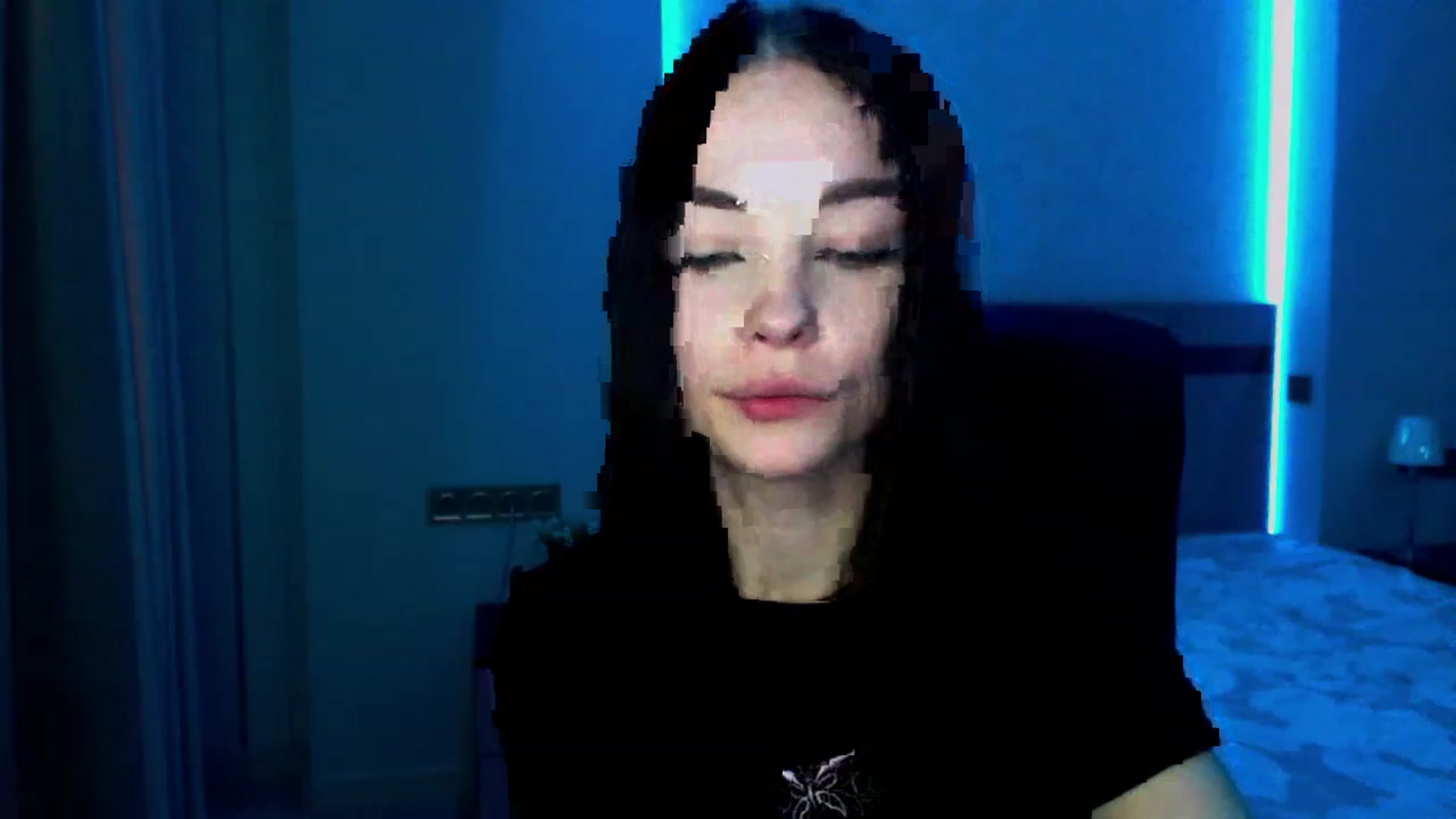 Gallery image thumbnail from SonyaOlsen's myfreecams stream on, 01/31/2023, 13:45 image 3 of 20