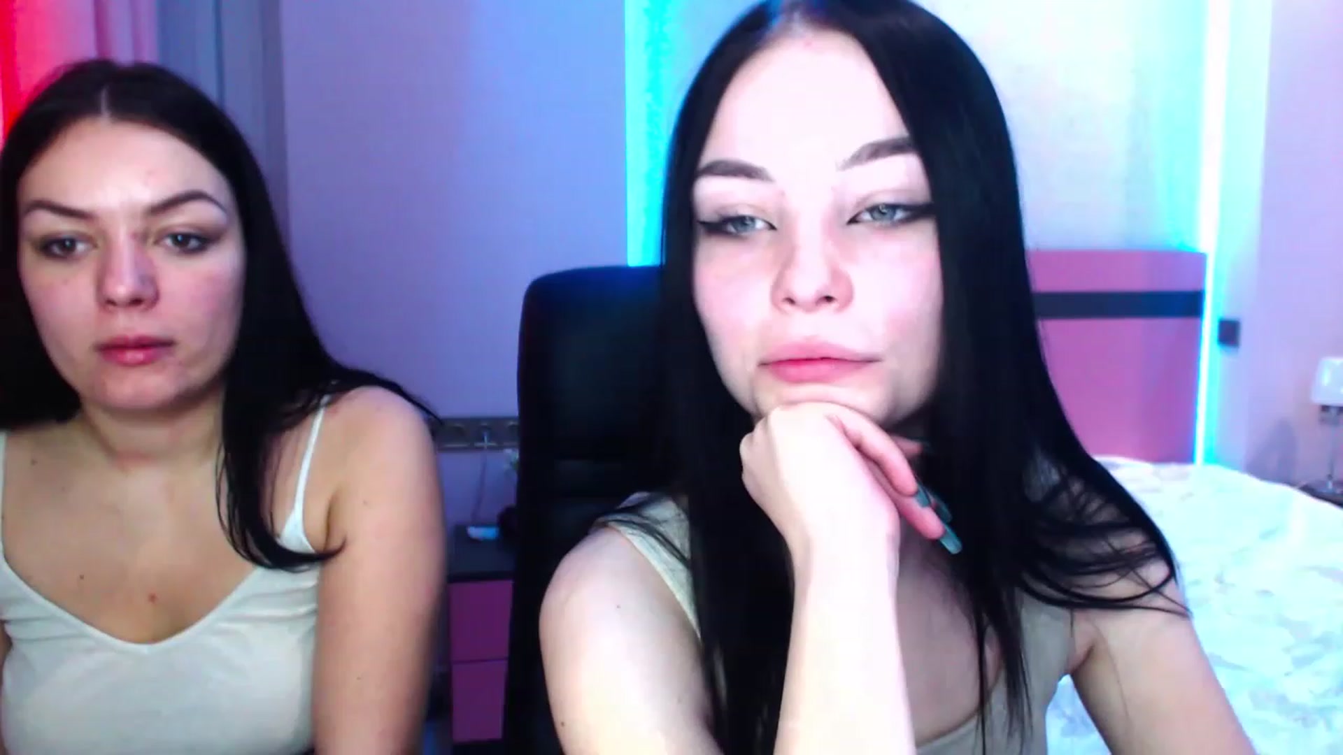 Gallery image thumbnail from SonyaOlsen's myfreecams stream on, 02/02/2023, 11:18 image 16 of 20