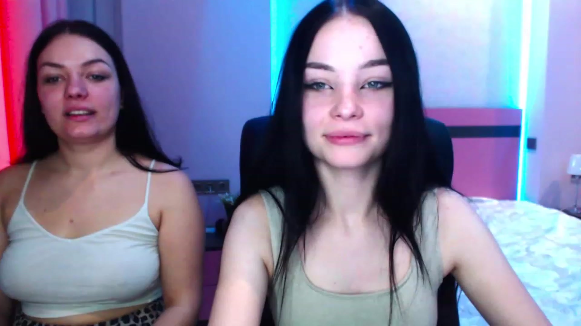 Gallery image thumbnail from SonyaOlsen's myfreecams stream on, 02/02/2023, 11:18 image 10 of 20