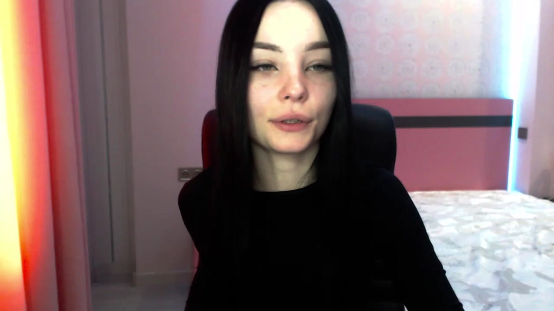 Gallery image thumbnail from SonyaOlsen's myfreecams stream on, 02/06/2023, 09:32 image 20 of 20