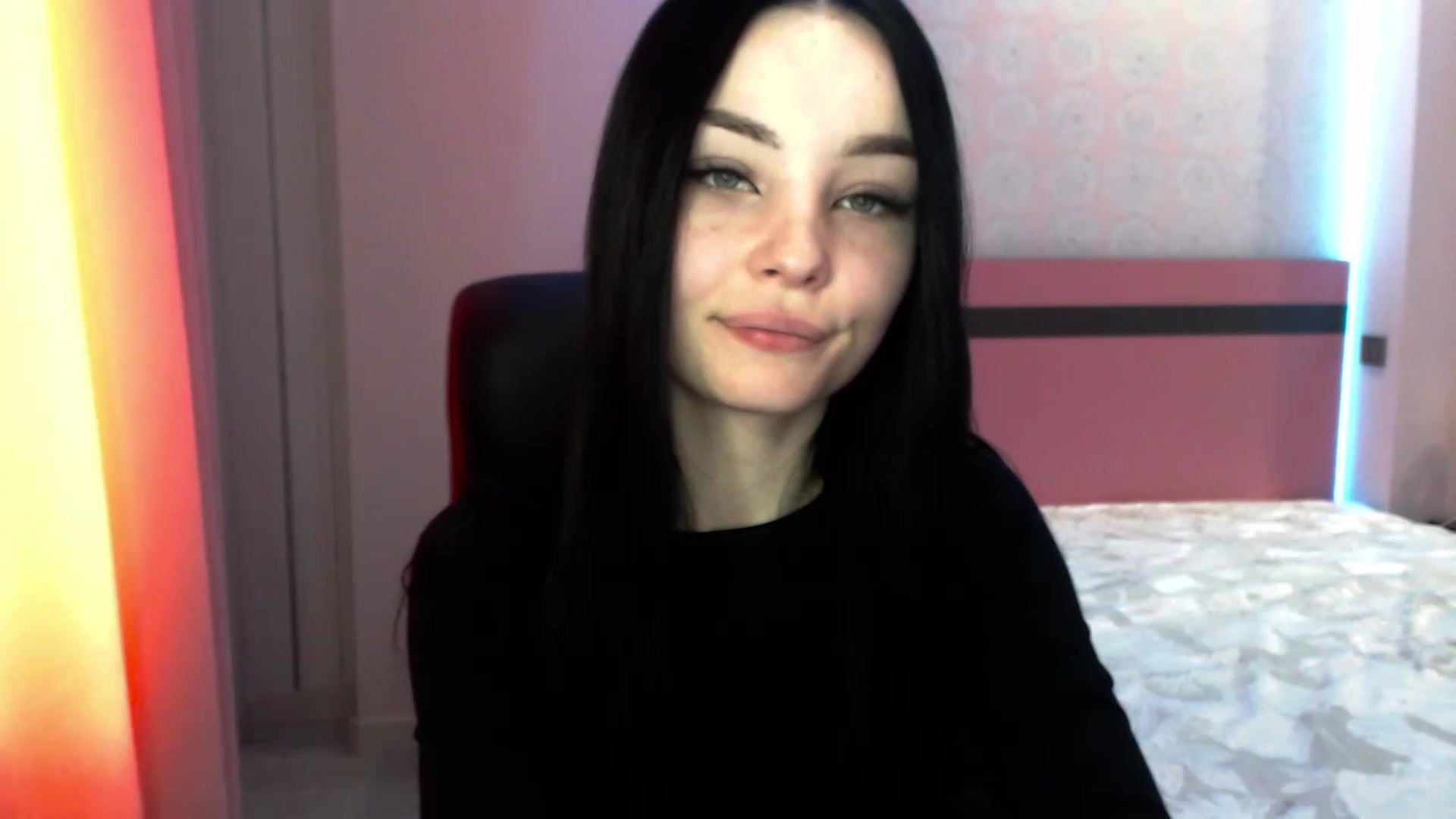 Gallery image thumbnail from SonyaOlsen's myfreecams stream on, 02/06/2023, 09:32 image 1 of 20