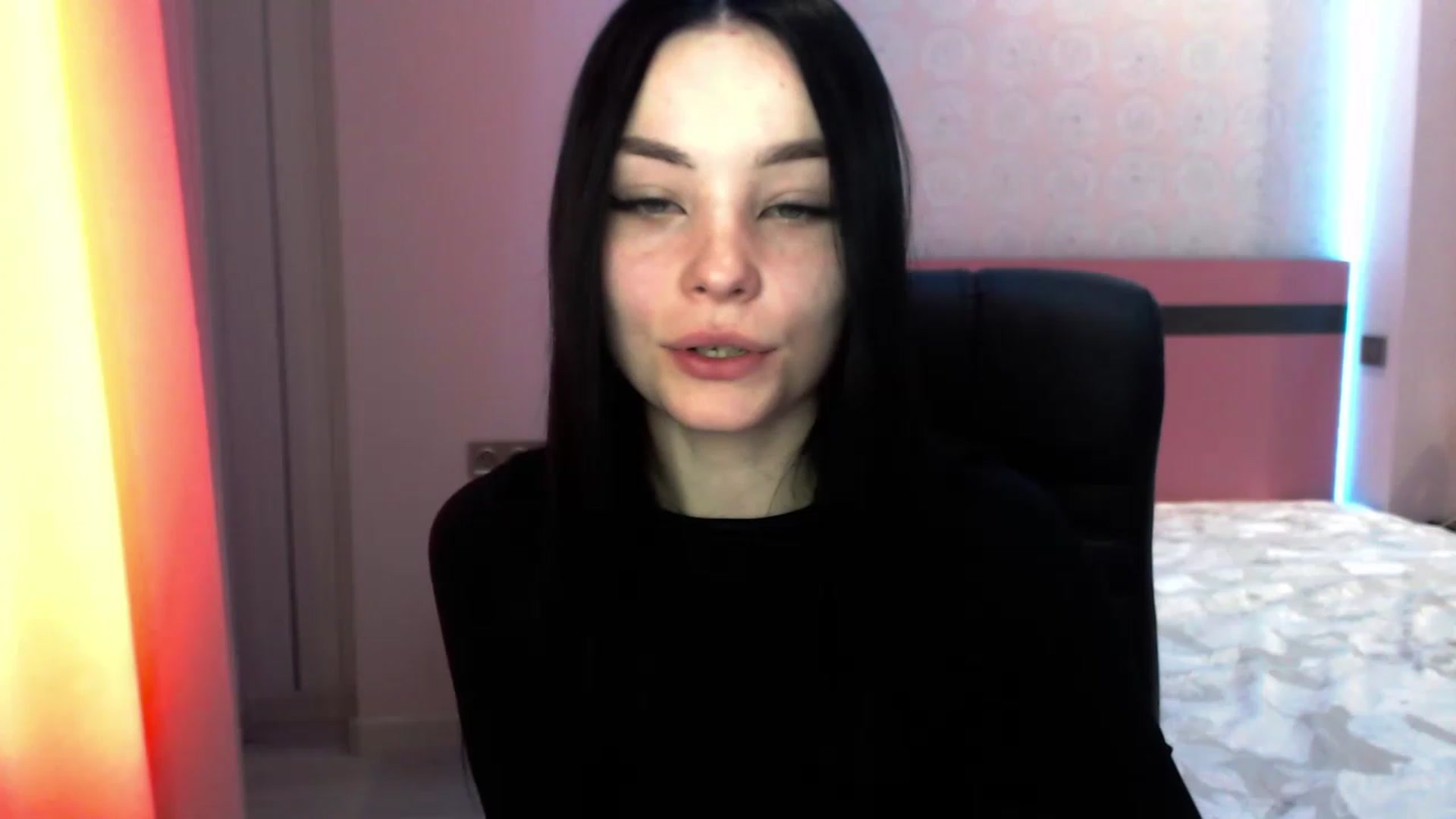 Gallery image thumbnail from SonyaOlsen's myfreecams stream on, 02/06/2023, 09:32 image 11 of 20