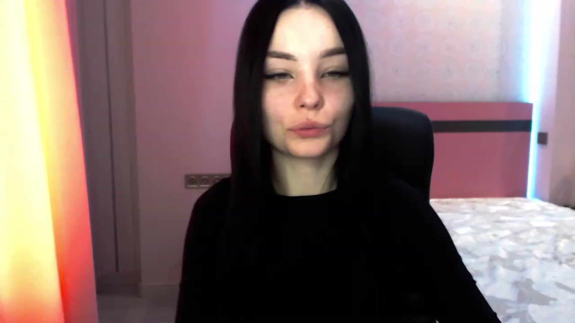 Gallery image thumbnail from SonyaOlsen's myfreecams stream on, 02/06/2023, 09:32 image 10 of 20