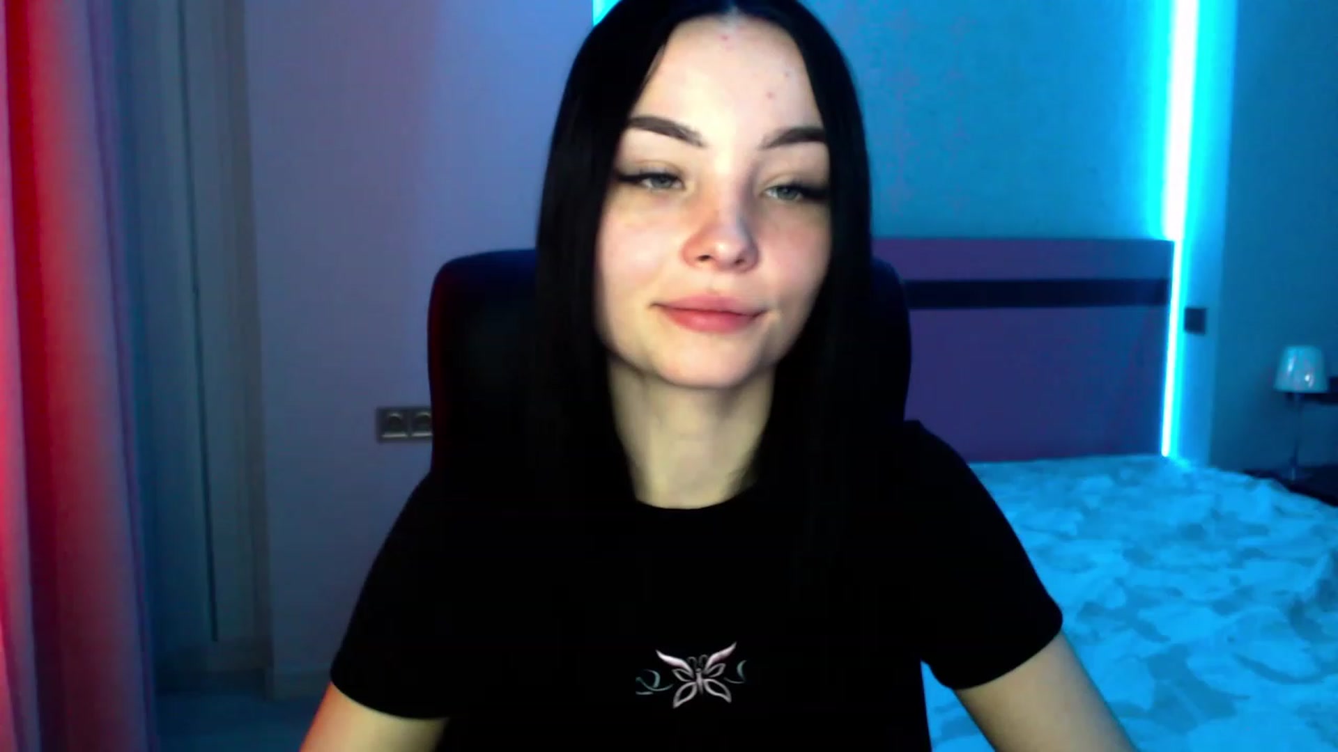 Gallery image thumbnail from SonyaOlsen's myfreecams stream on, 02/07/2023, 10:50 image 10 of 20