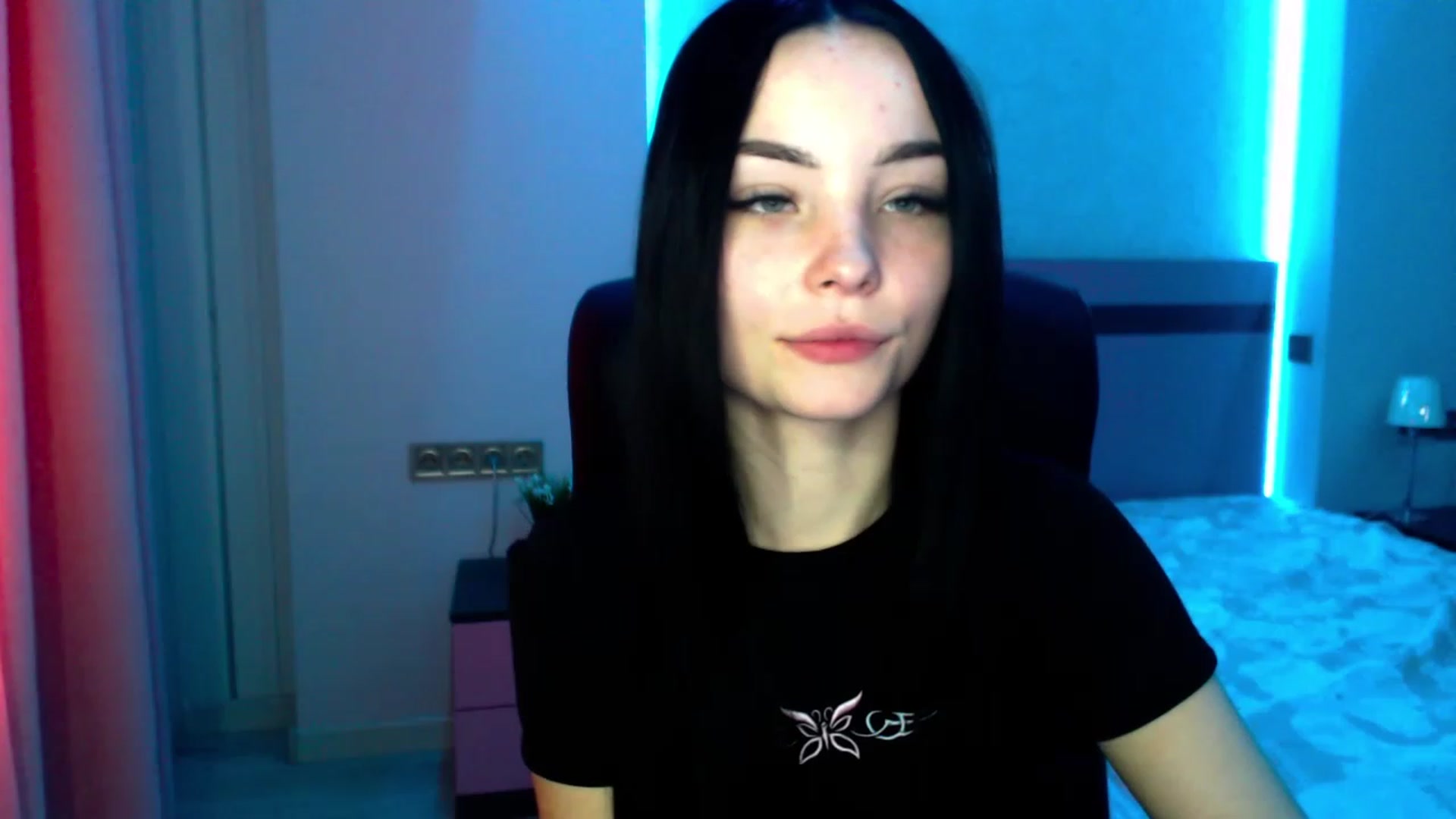 Gallery image thumbnail from SonyaOlsen's myfreecams stream on, 02/07/2023, 10:50 image 14 of 20