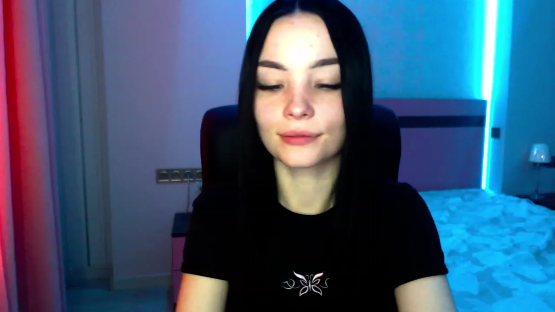 Gallery image thumbnail from SonyaOlsen's myfreecams stream on, 02/07/2023, 10:50 image 15 of 20