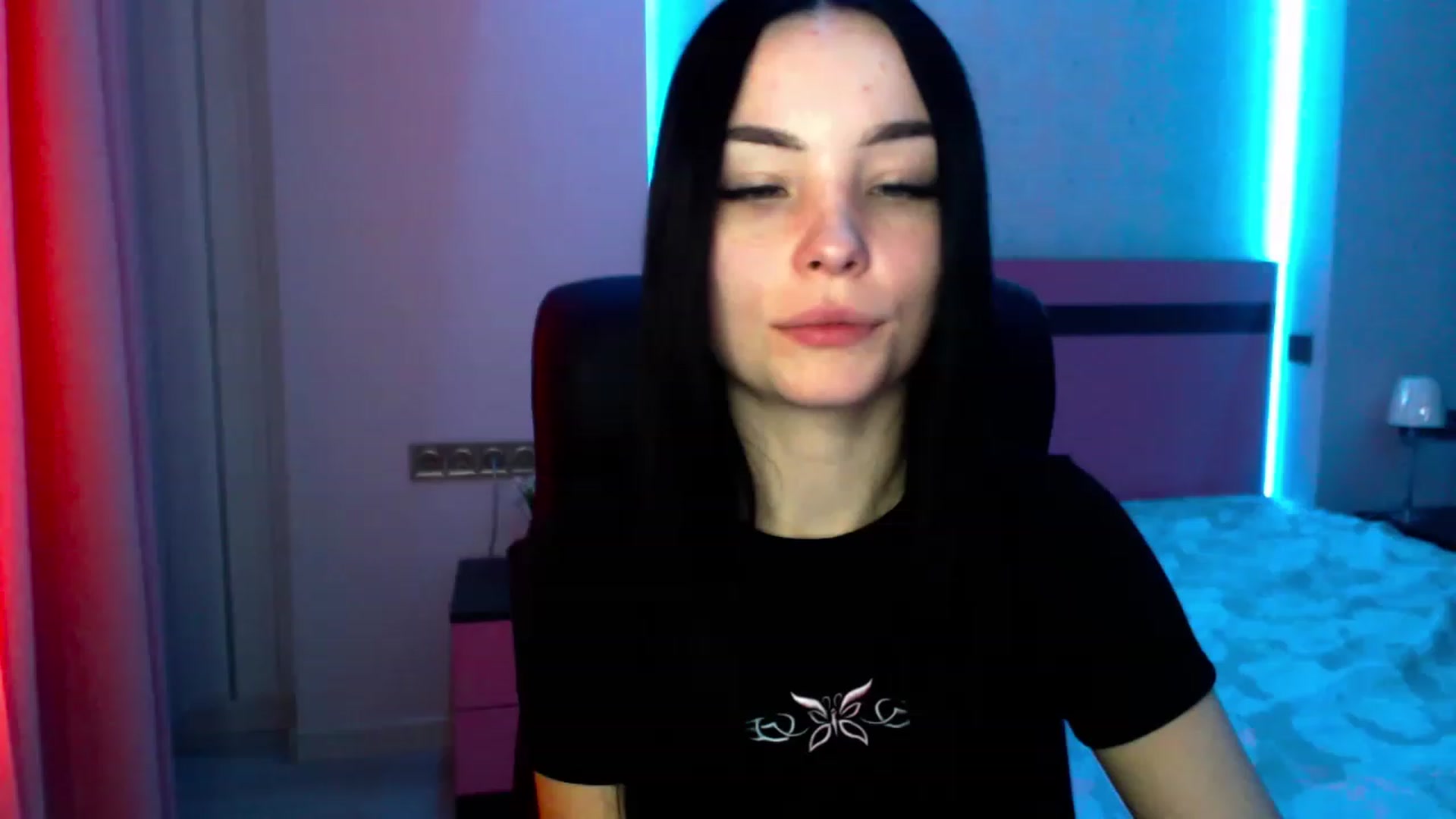 Gallery image thumbnail from SonyaOlsen's myfreecams stream on, 02/07/2023, 10:50 image 19 of 20