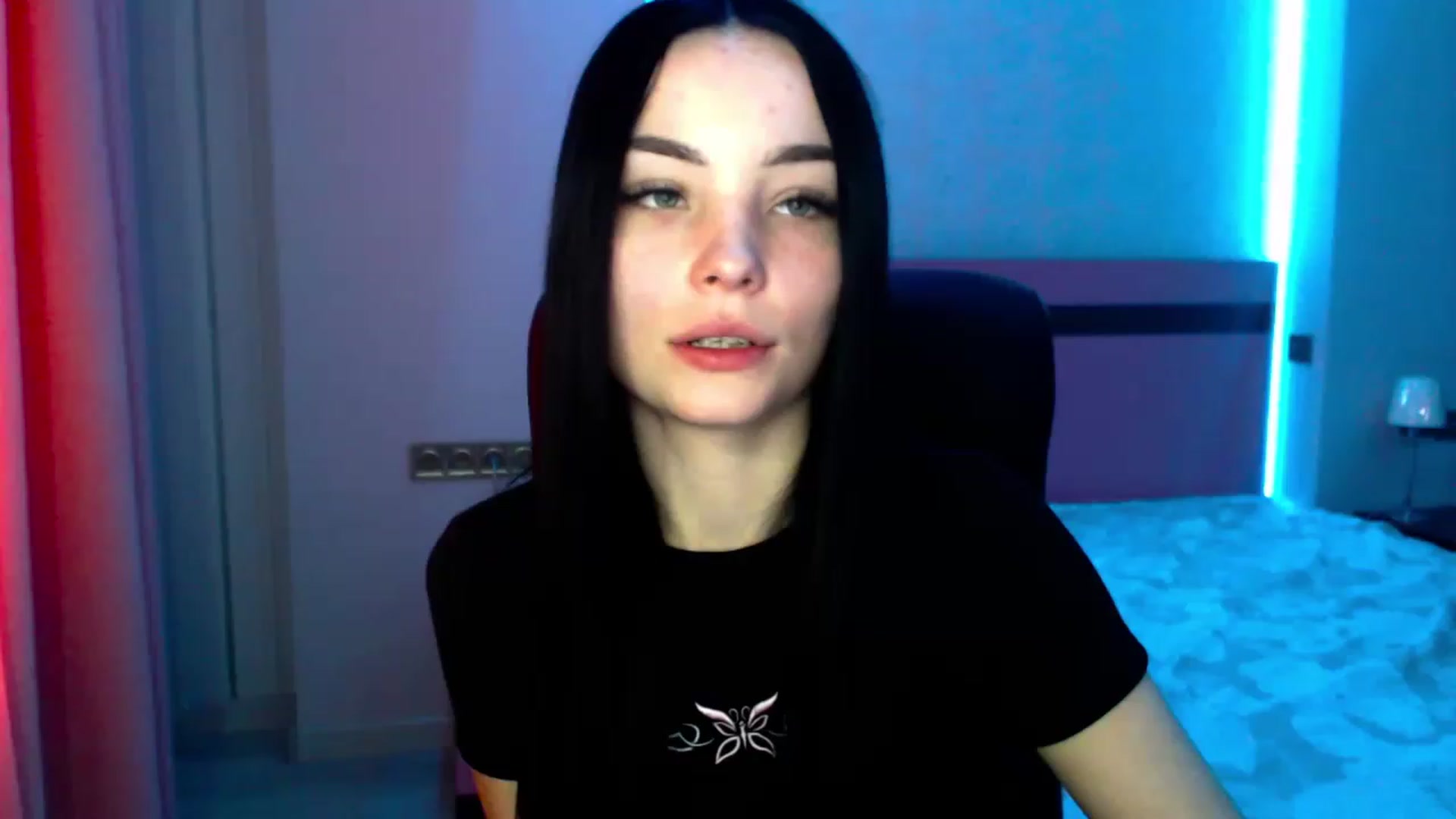 Gallery image thumbnail from SonyaOlsen's myfreecams stream on, 02/07/2023, 10:50 image 9 of 20