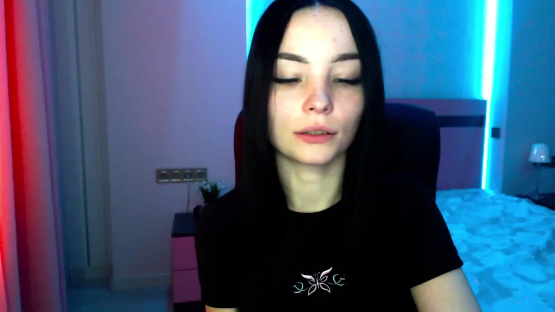 Gallery image thumbnail from SonyaOlsen's myfreecams stream on, 02/07/2023, 10:50 image 20 of 20