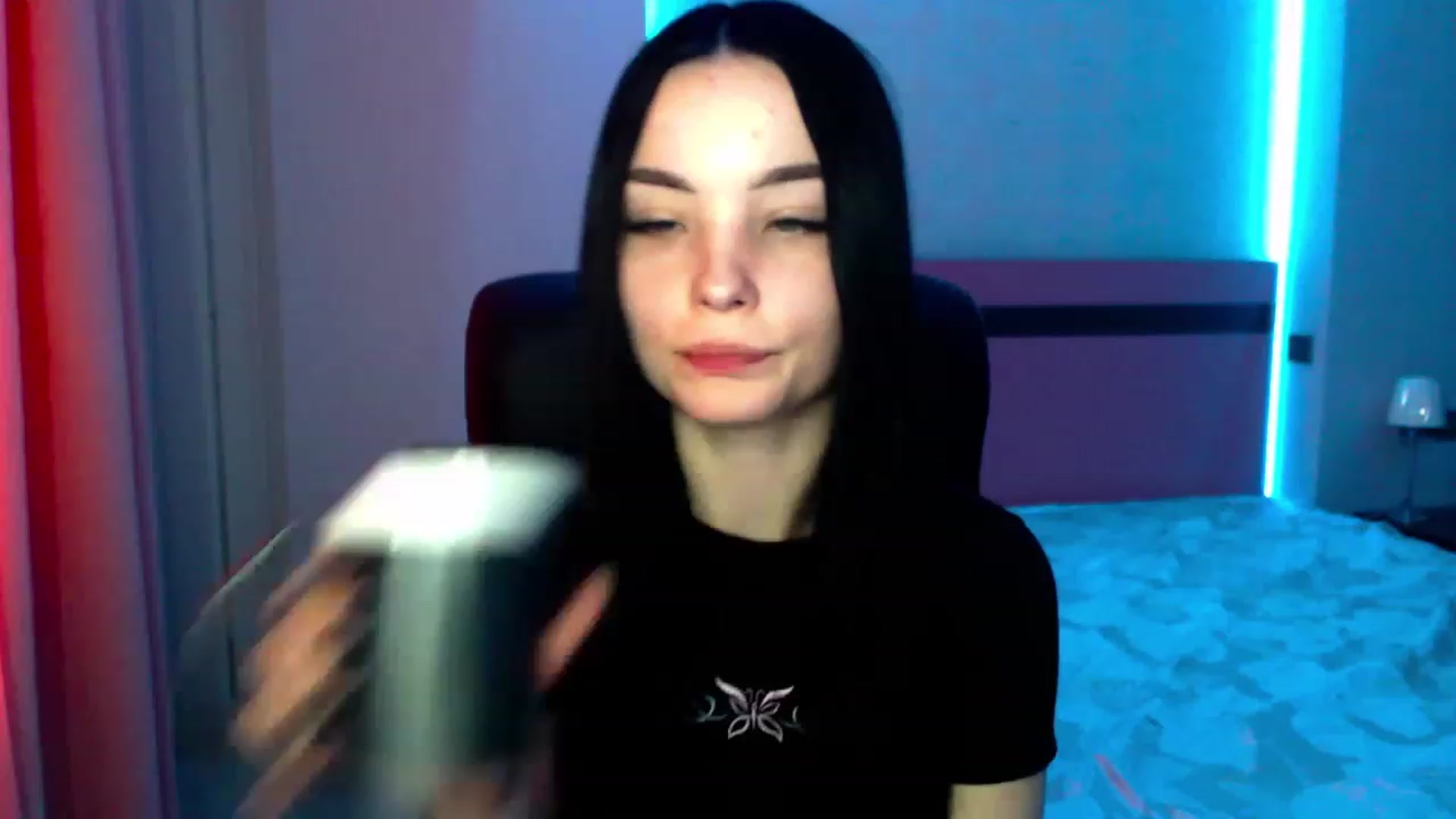 Gallery image thumbnail from SonyaOlsen's myfreecams stream on, 02/07/2023, 10:50 image 6 of 20