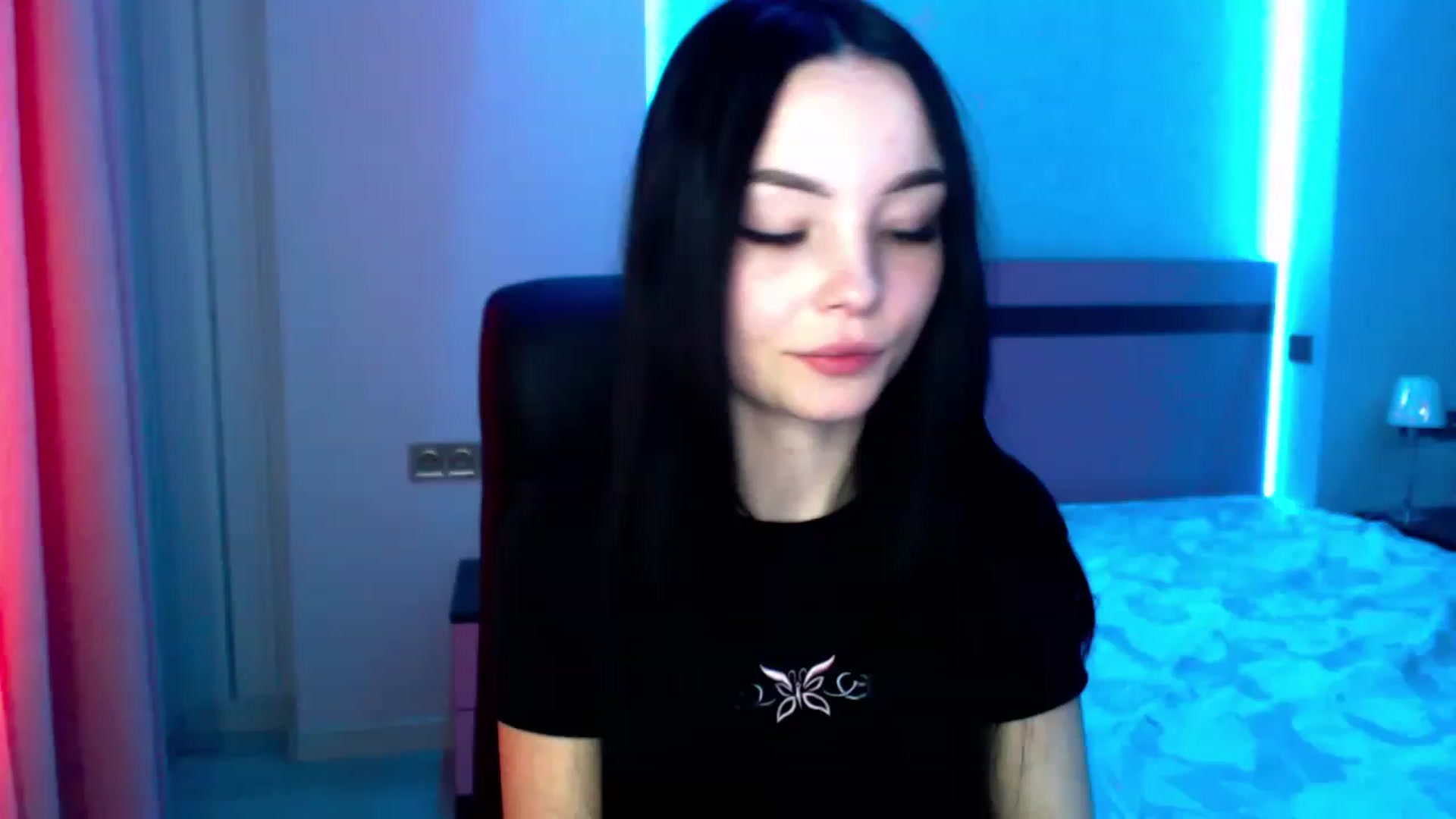 Gallery image thumbnail from SonyaOlsen's myfreecams stream on, 02/07/2023, 11:23 image 3 of 20