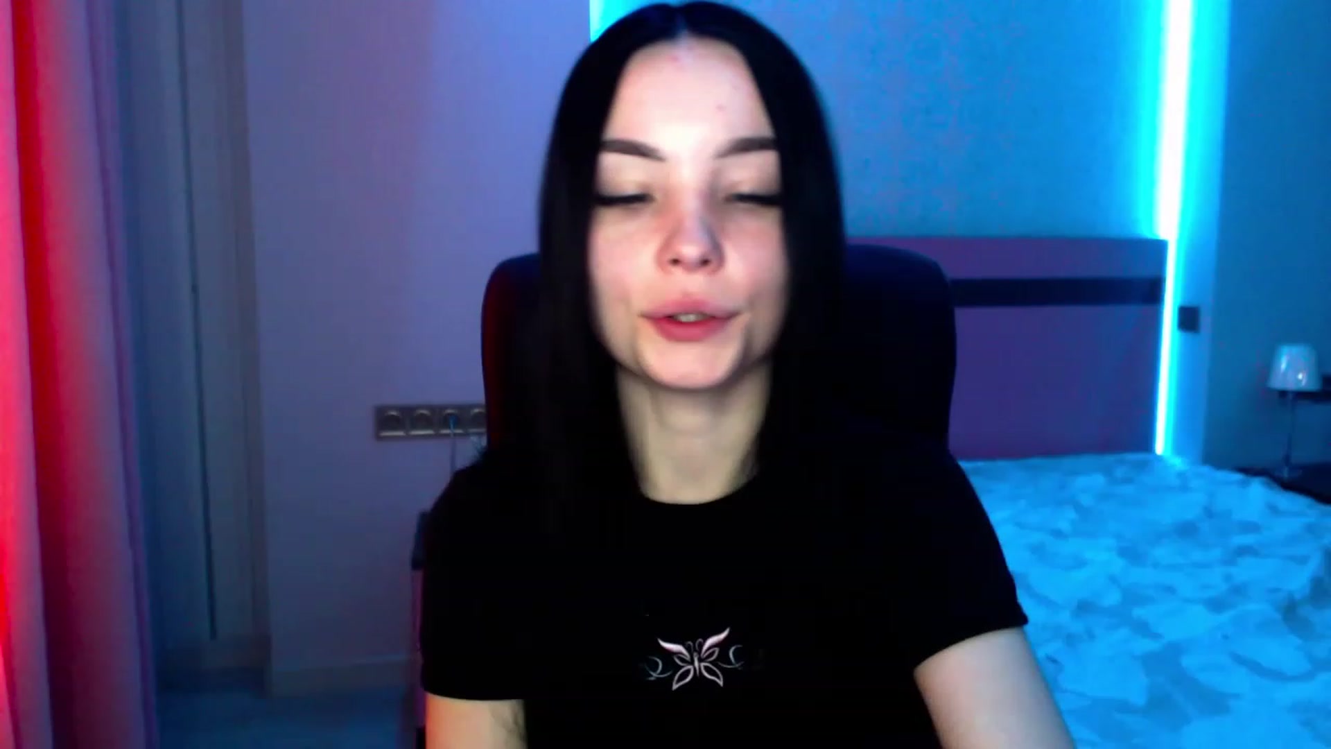 Gallery image thumbnail from SonyaOlsen's myfreecams stream on, 02/07/2023, 11:23 image 11 of 20