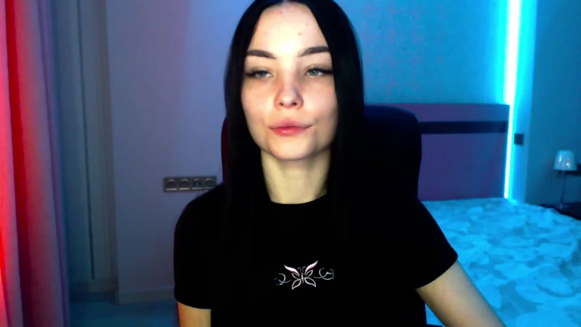 Gallery image thumbnail from SonyaOlsen's myfreecams stream on, 02/07/2023, 11:23 image 20 of 20