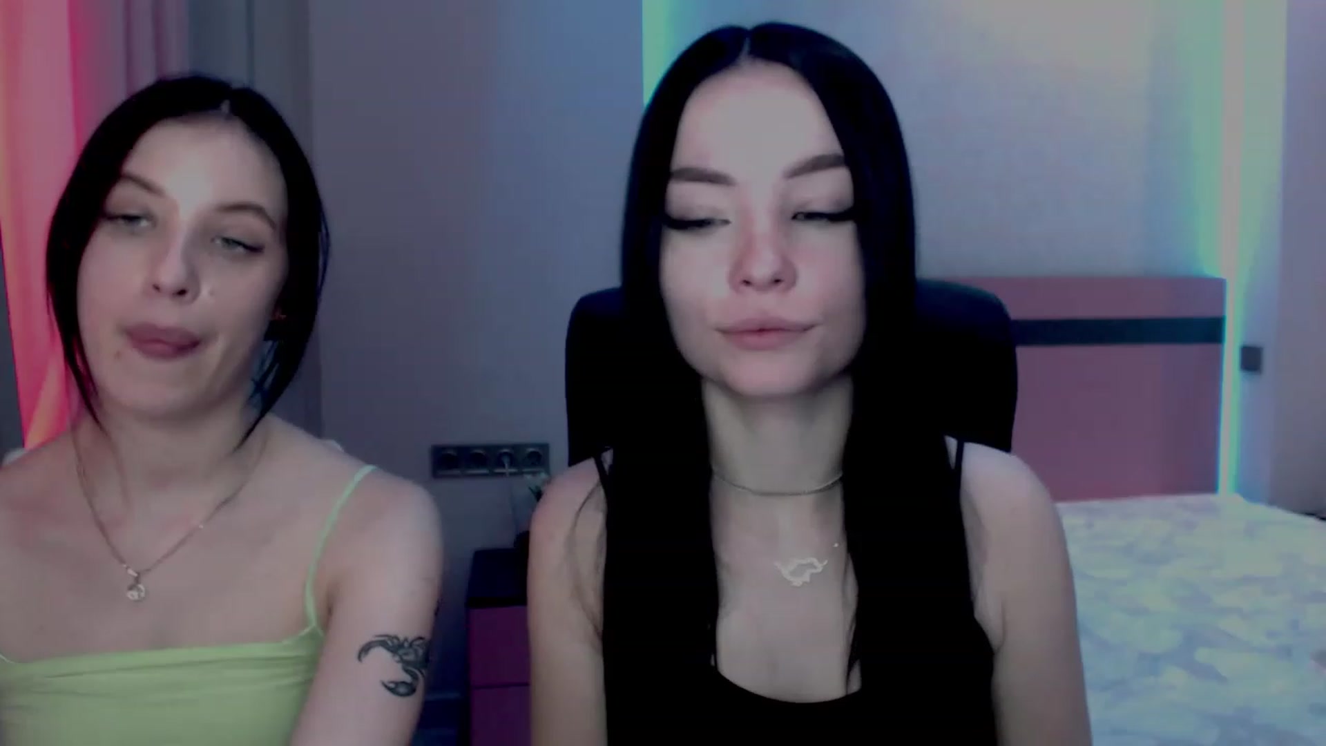 Gallery image thumbnail from SonyaOlsen's myfreecams stream on, 02/09/2023, 10:36 image 16 of 20