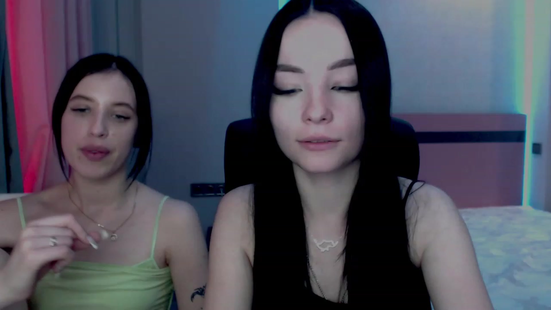 Gallery image thumbnail from SonyaOlsen's myfreecams stream on, 02/09/2023, 11:39 image 19 of 20