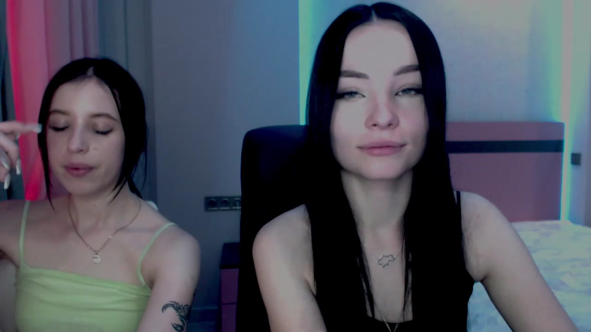 Gallery image thumbnail from SonyaOlsen's myfreecams stream on, 02/09/2023, 11:39 image 13 of 20