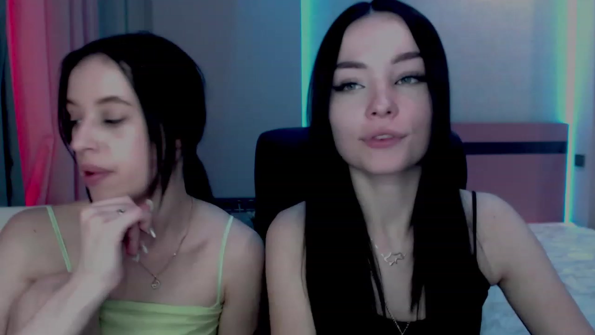 Gallery image thumbnail from SonyaOlsen's myfreecams stream on, 02/09/2023, 11:39 image 3 of 20