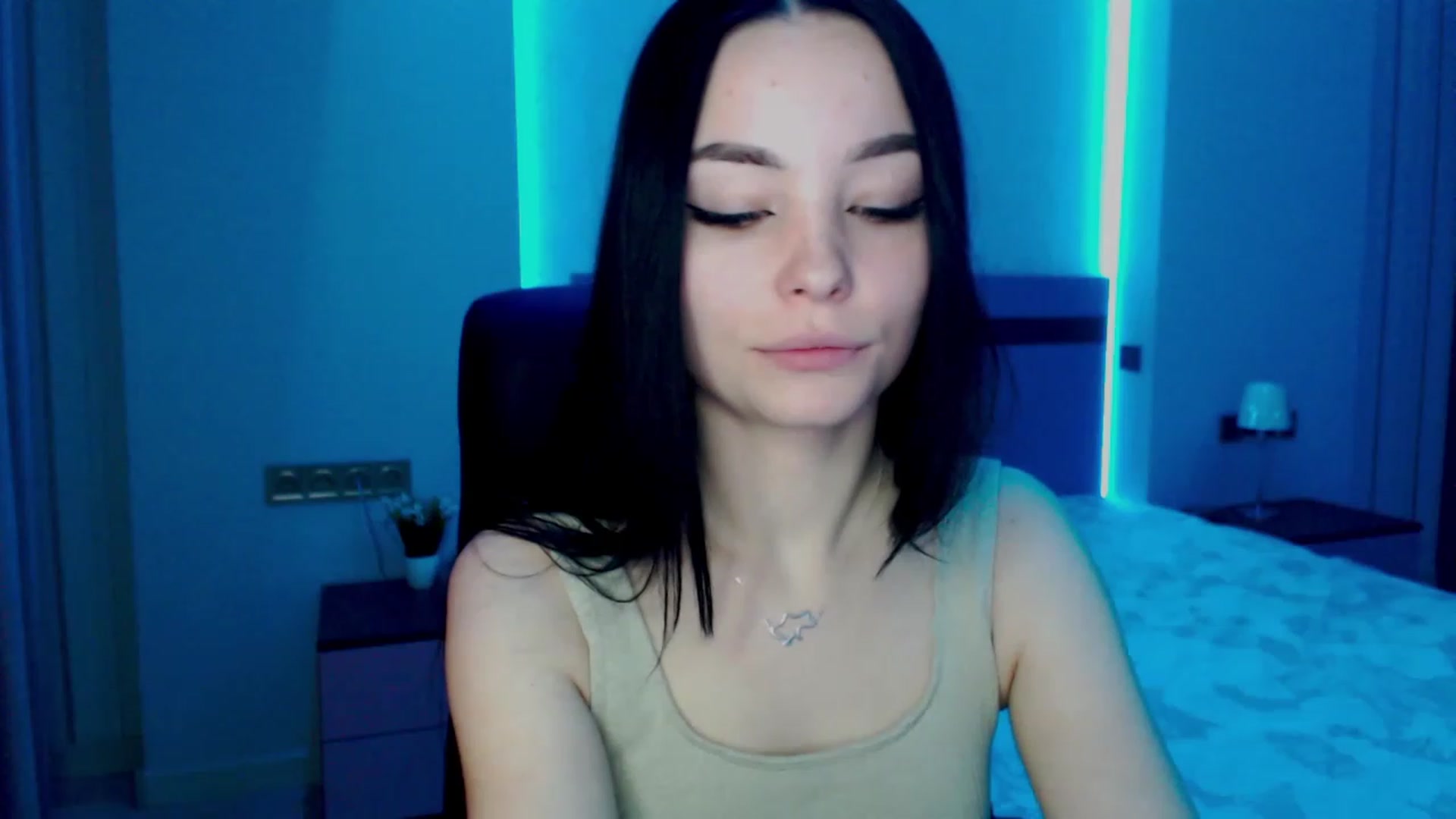 Gallery image thumbnail from SonyaOlsen's myfreecams stream on, 02/15/2023, 11:52 image 20 of 20