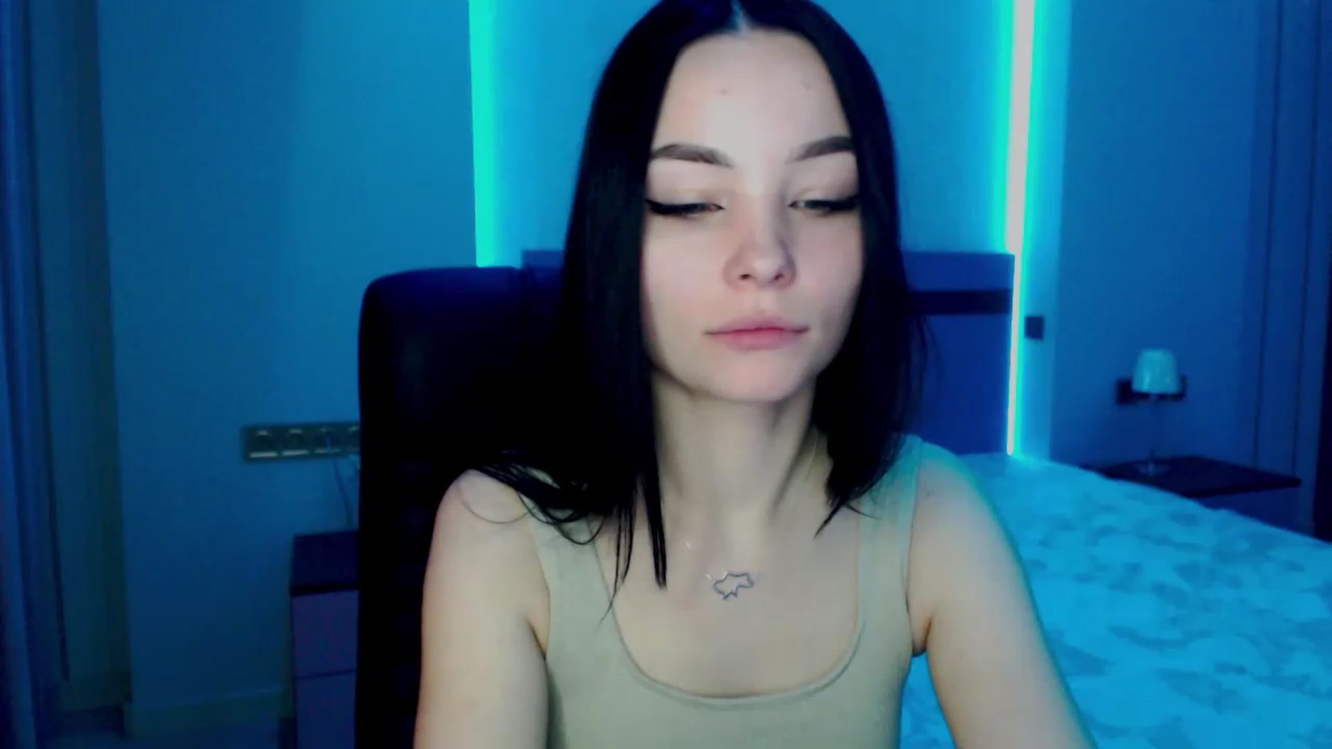 Gallery image thumbnail from SonyaOlsen's myfreecams stream on, 02/15/2023, 11:52 image 19 of 20
