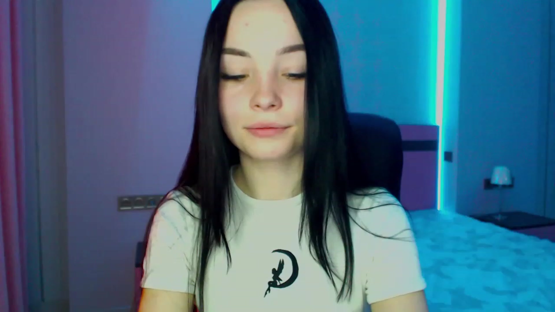 Gallery image thumbnail from SonyaOlsen's myfreecams stream on, 02/16/2023, 09:16 image 4 of 20