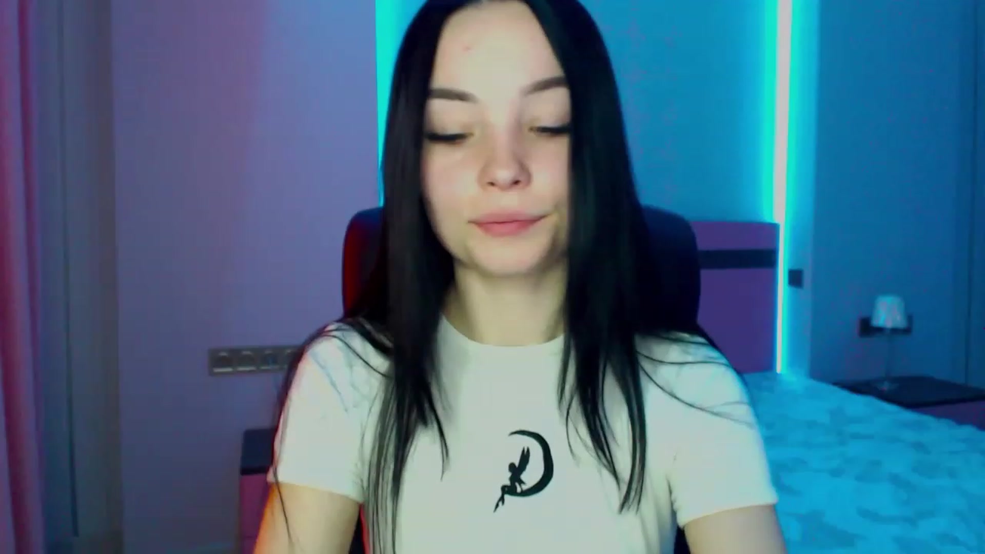 Gallery image thumbnail from SonyaOlsen's myfreecams stream on, 02/16/2023, 09:16 image 5 of 20