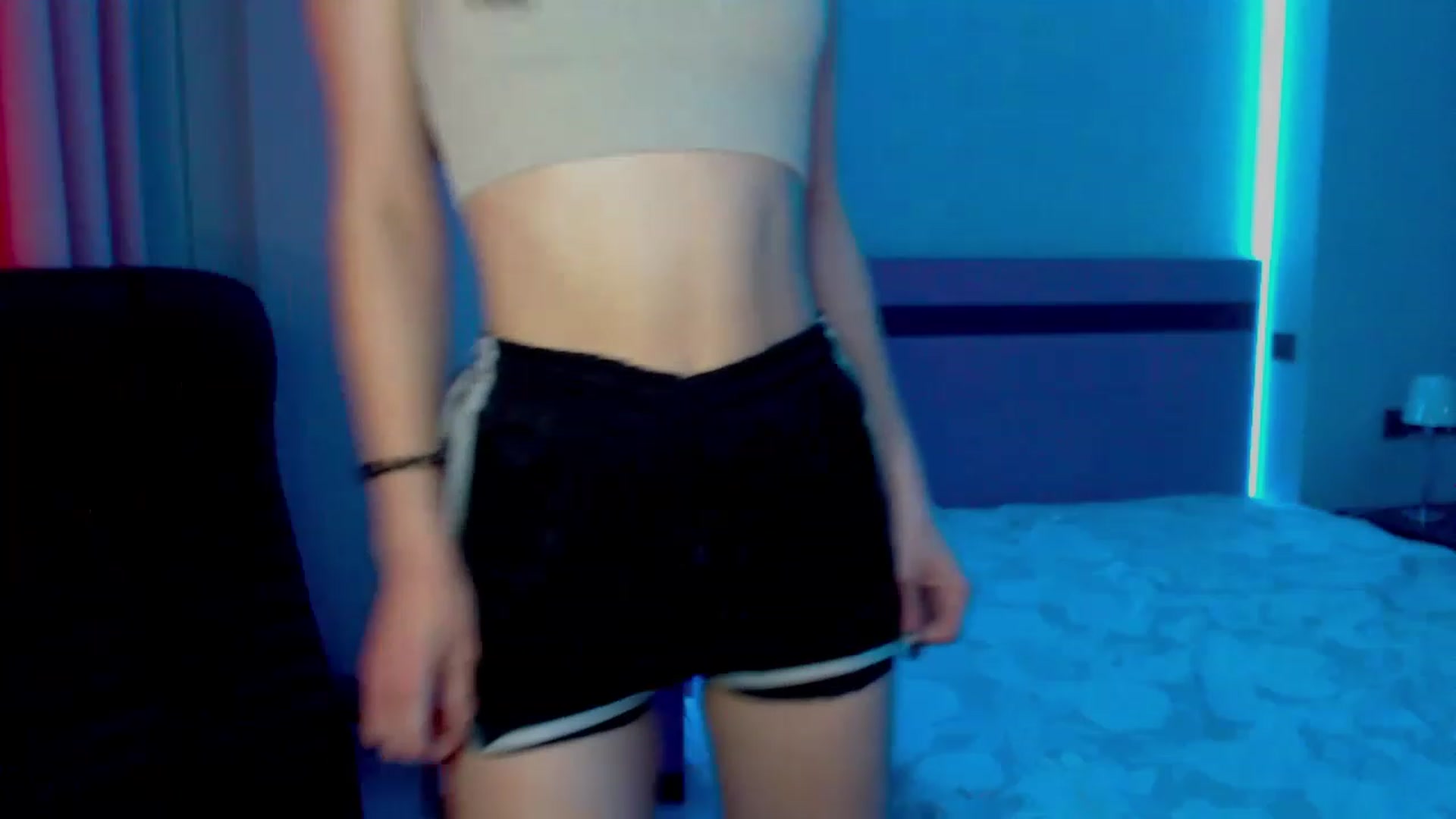 Gallery image thumbnail from SonyaOlsen's myfreecams stream on, 02/22/2023, 11:56 image 14 of 20