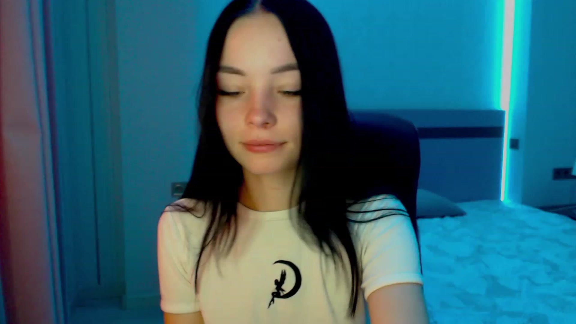 Gallery image thumbnail from SonyaOlsen's myfreecams stream on, 02/27/2023, 11:11 image 9 of 20