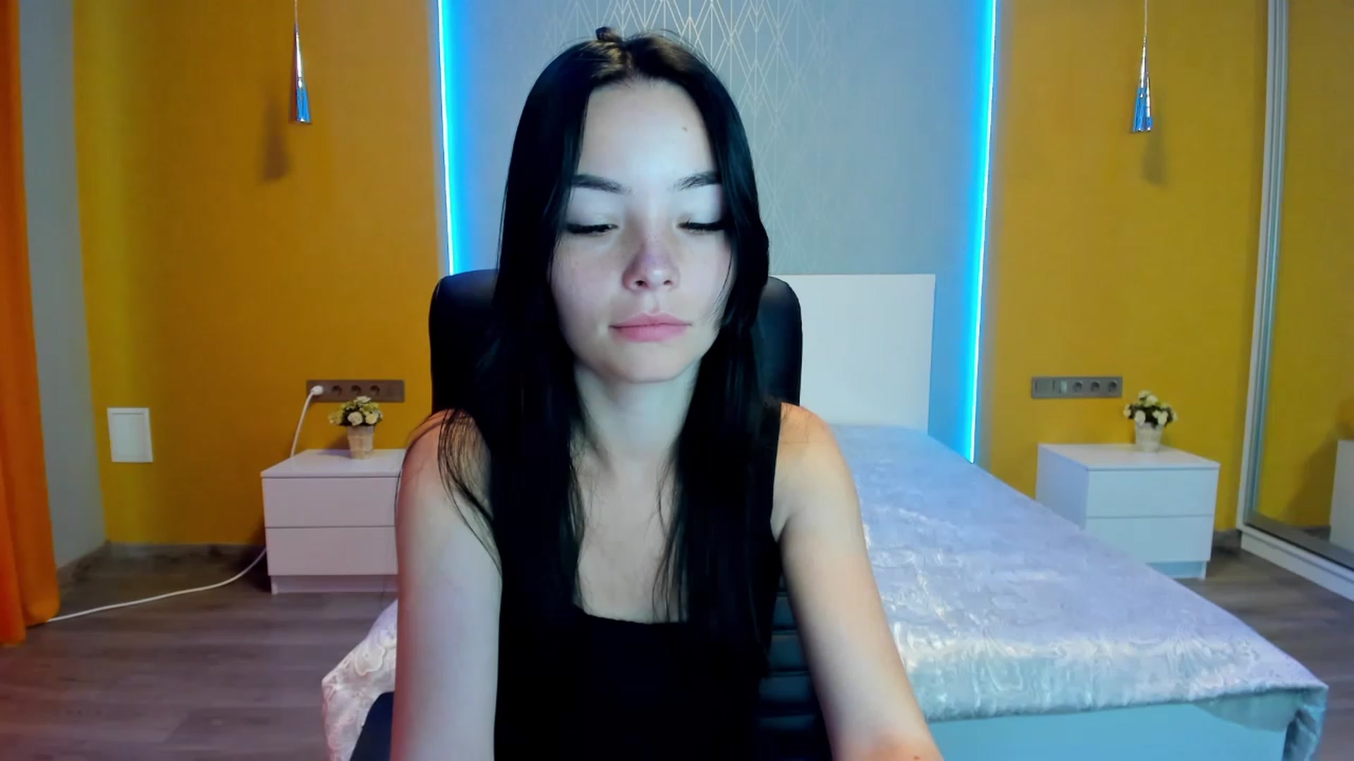 Gallery image thumbnail from SonyaOlsen's myfreecams stream on, 07/23/2023, 10:08 image 12 of 20