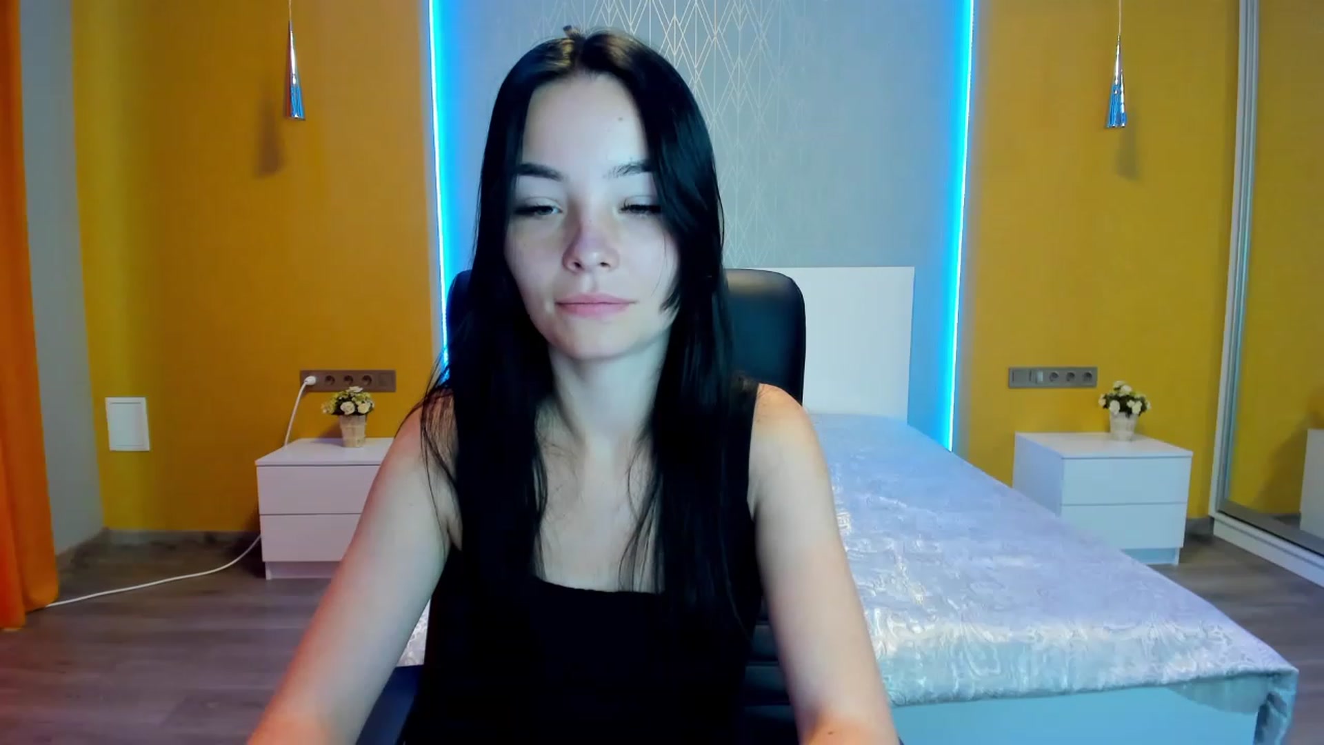 Gallery image thumbnail from SonyaOlsen's myfreecams stream on, 07/23/2023, 10:08 image 20 of 20