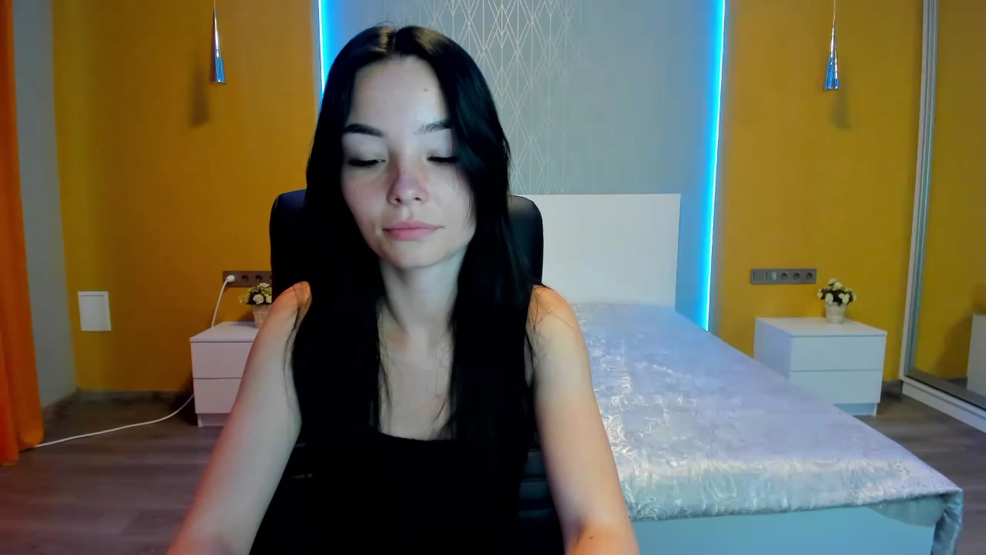 Gallery image thumbnail from SonyaOlsen's myfreecams stream on, 07/23/2023, 10:58 image 20 of 20