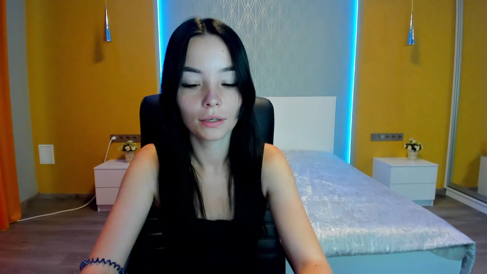 Gallery image thumbnail from SonyaOlsen's myfreecams stream on, 07/23/2023, 10:58 image 10 of 20