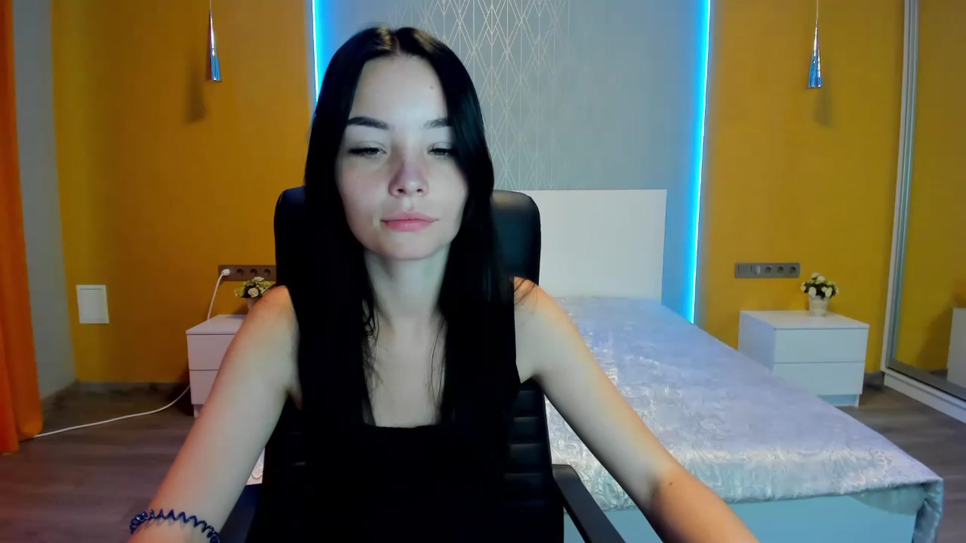 Gallery image thumbnail from SonyaOlsen's myfreecams stream on, 07/23/2023, 10:58 image 2 of 20