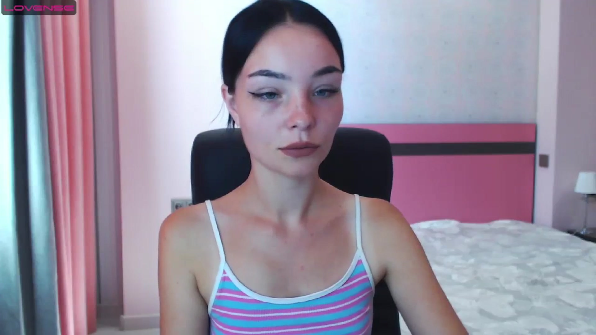 Gallery image thumbnail from SonyaOlsen's myfreecams stream on, 07/24/2023, 07:45 image 8 of 20