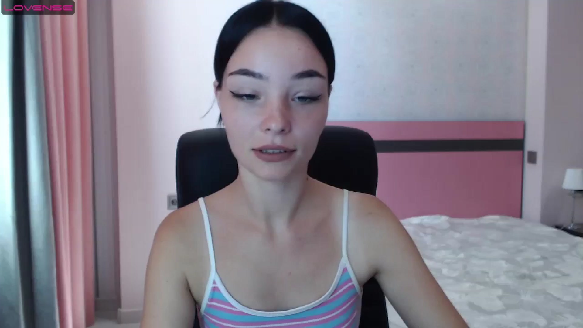 Gallery image thumbnail from SonyaOlsen's myfreecams stream on, 07/24/2023, 07:45 image 1 of 20