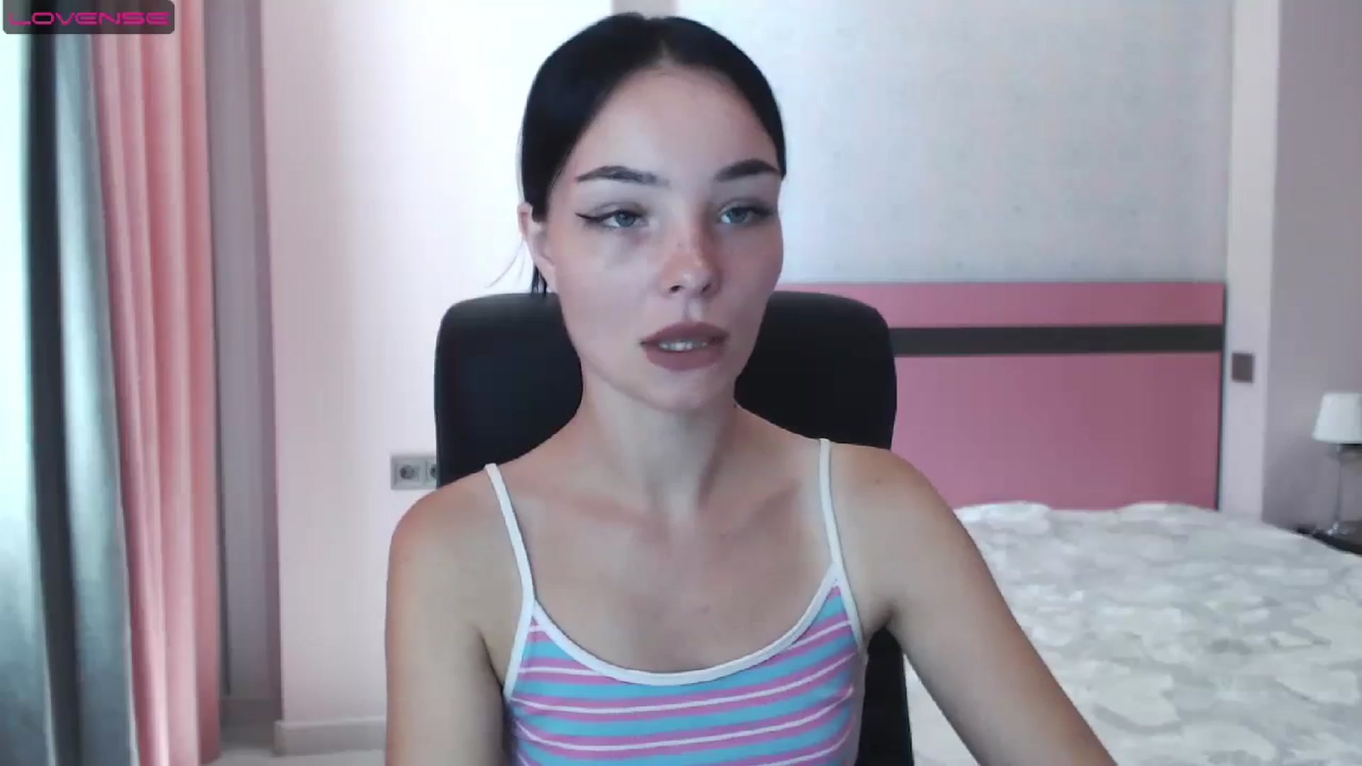Gallery image thumbnail from SonyaOlsen's myfreecams stream on, 07/24/2023, 07:45 image 18 of 20