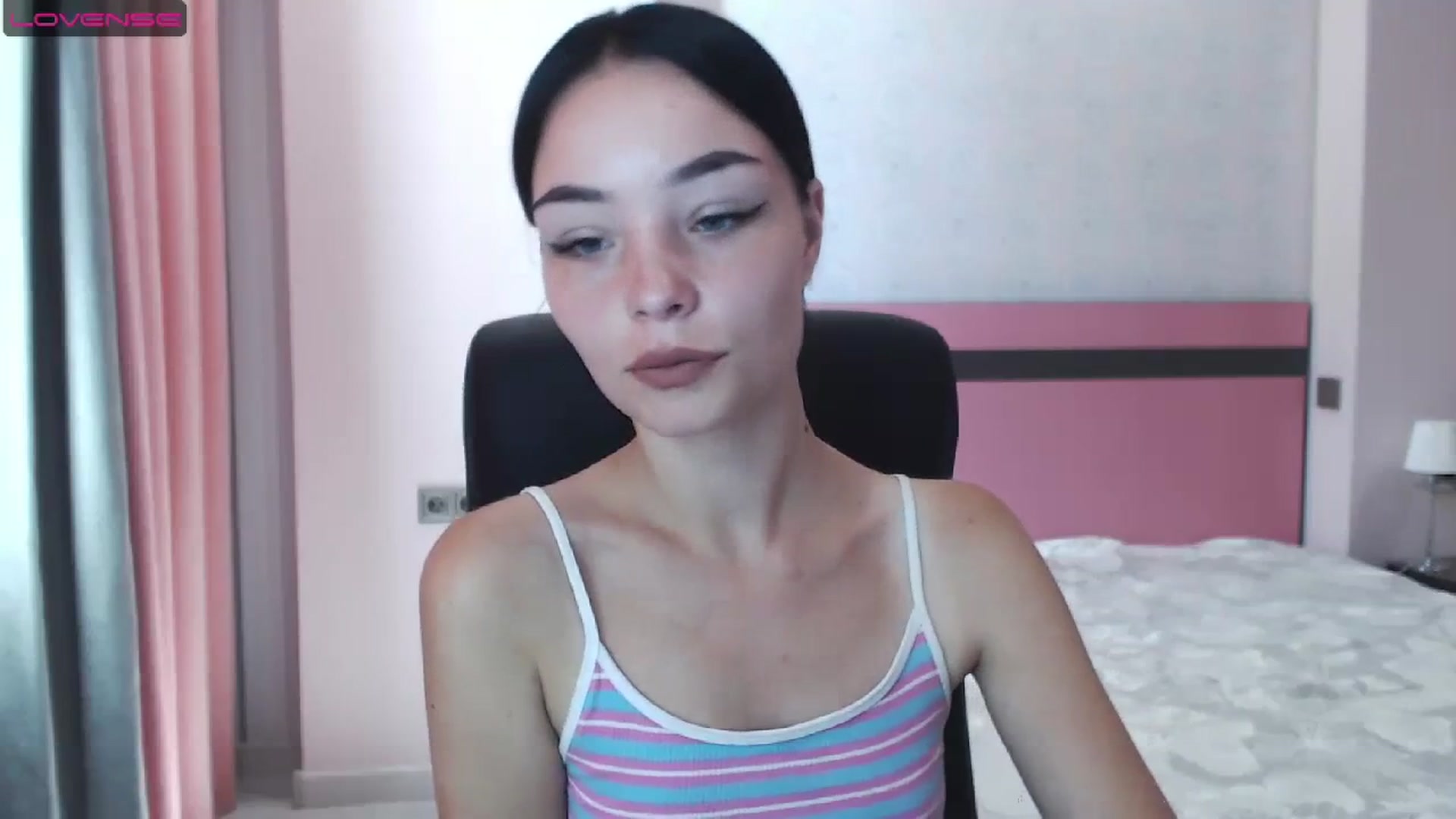 Gallery image thumbnail from SonyaOlsen's myfreecams stream on, 07/24/2023, 07:45 image 13 of 20