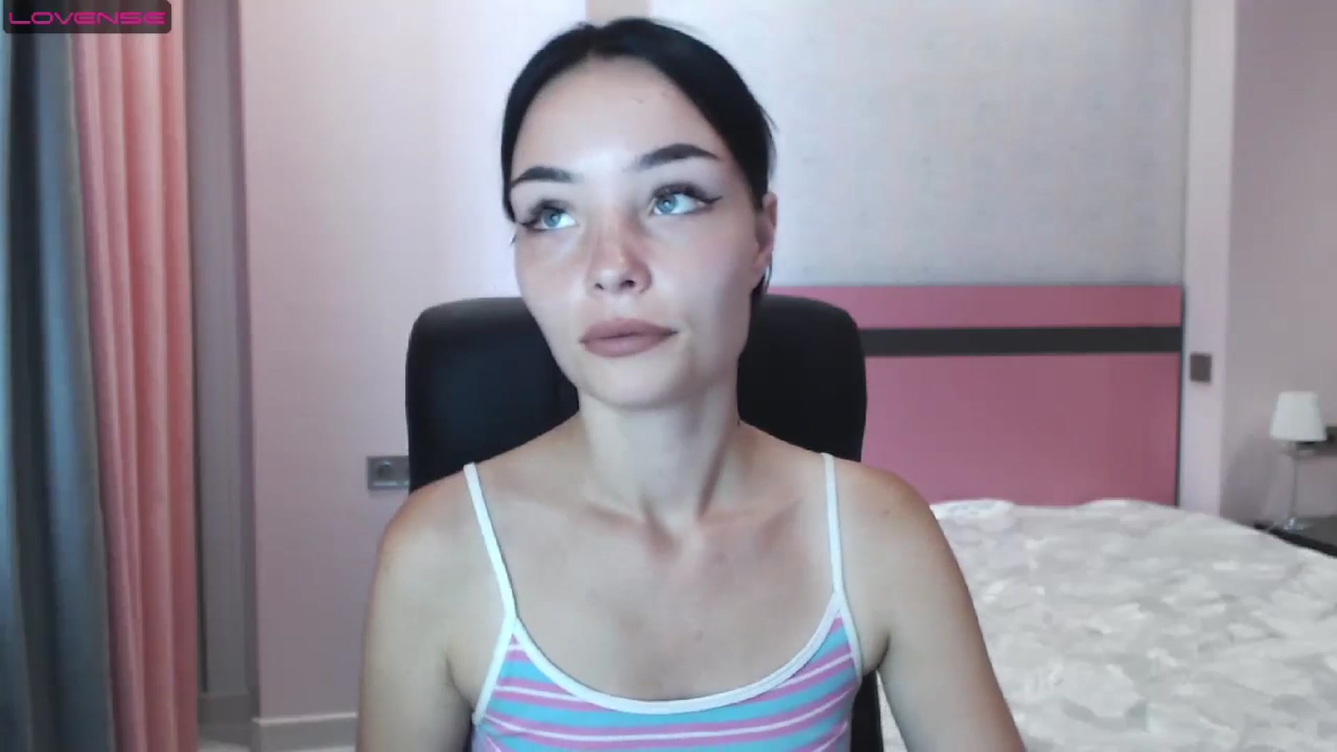 Gallery image thumbnail from SonyaOlsen's myfreecams stream on, 07/24/2023, 10:30 image 6 of 20
