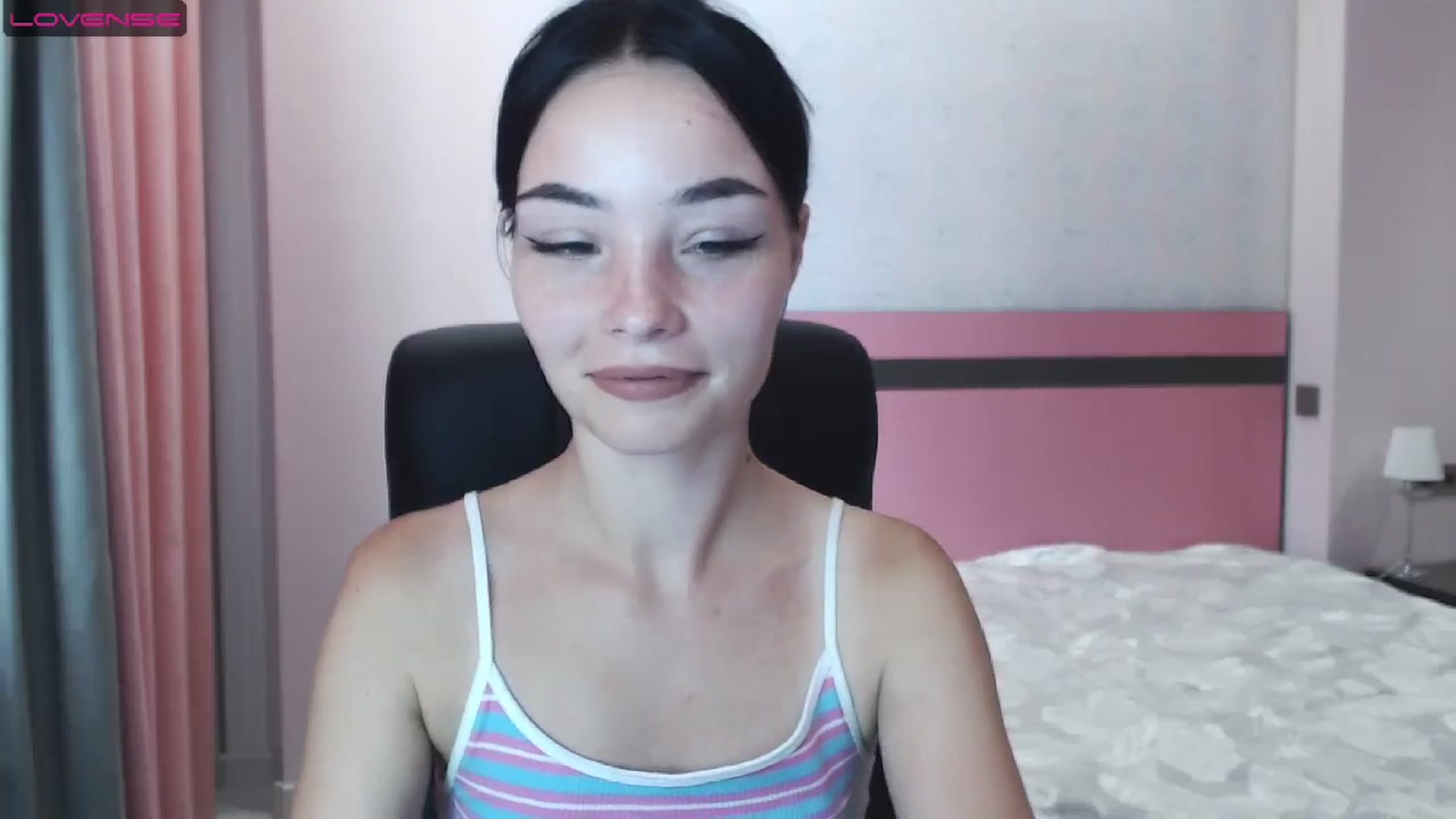 Gallery image thumbnail from SonyaOlsen's myfreecams stream on, 07/24/2023, 10:30 image 12 of 20