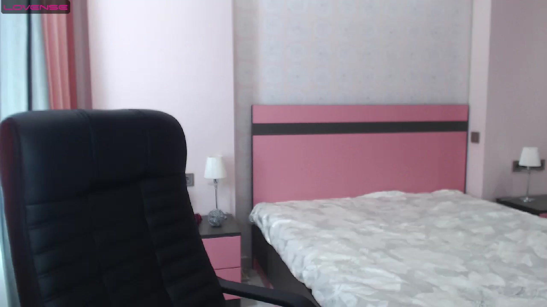 Gallery image thumbnail from SonyaOlsen's myfreecams stream on, 07/25/2023, 07:54 image 11 of 20