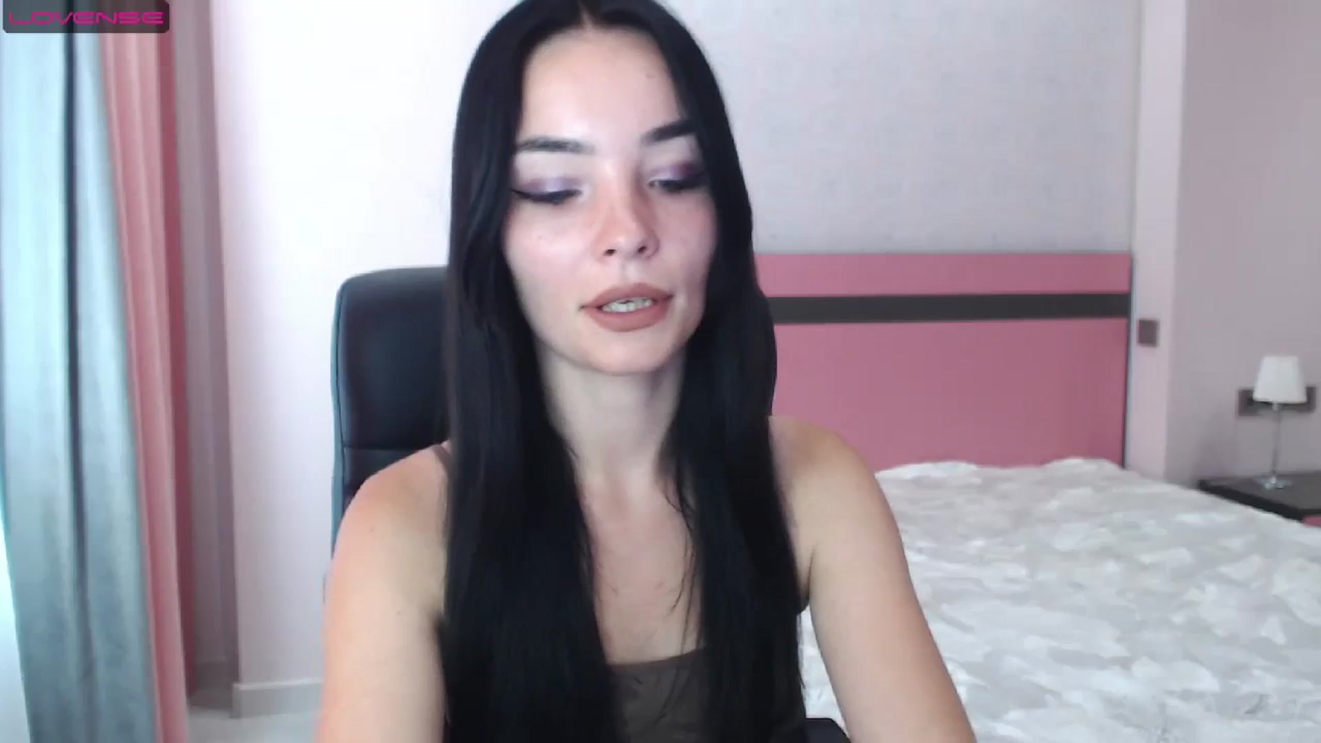 Gallery image thumbnail from SonyaOlsen's myfreecams stream on, 07/25/2023, 07:54 image 18 of 20