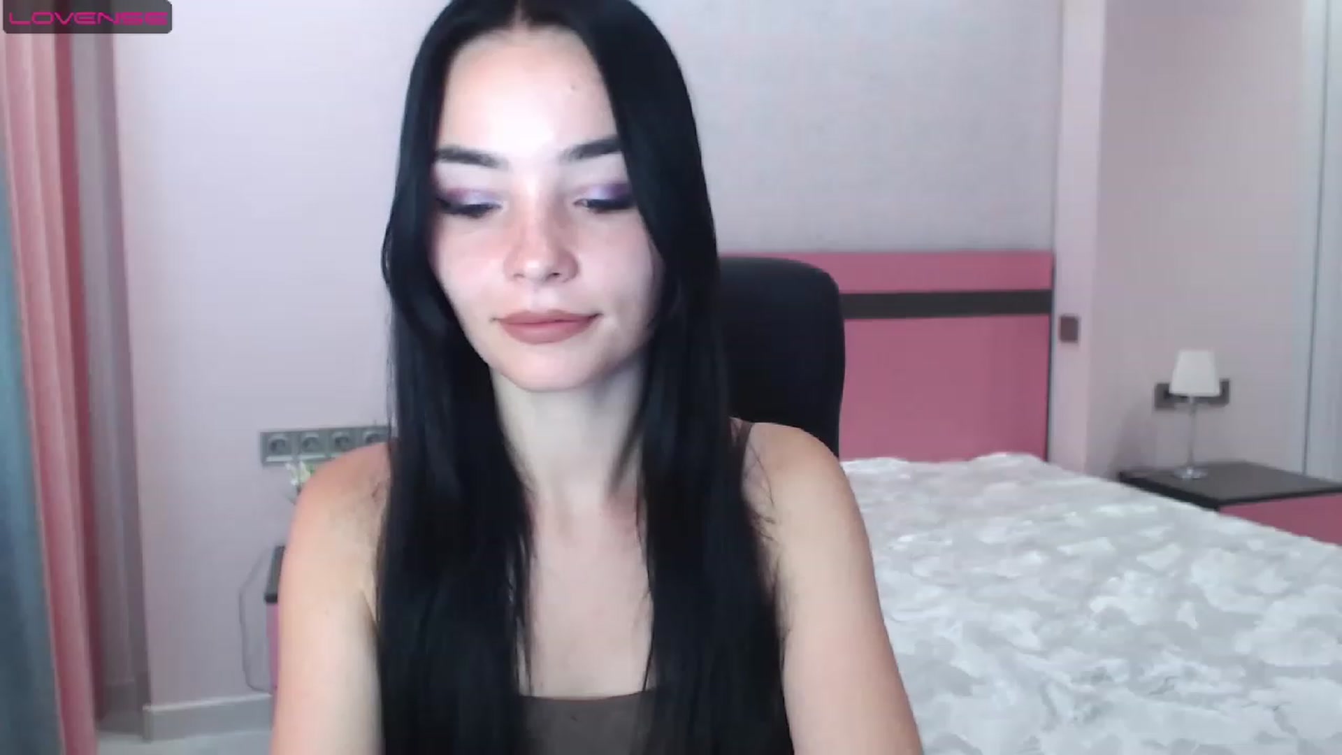 Gallery image thumbnail from SonyaOlsen's myfreecams stream on, 07/25/2023, 09:26 image 12 of 20