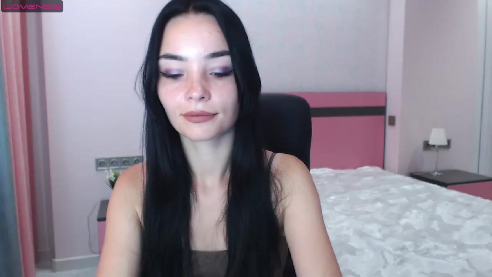 Gallery image thumbnail from SonyaOlsen's myfreecams stream on, 07/25/2023, 09:26 image 8 of 20