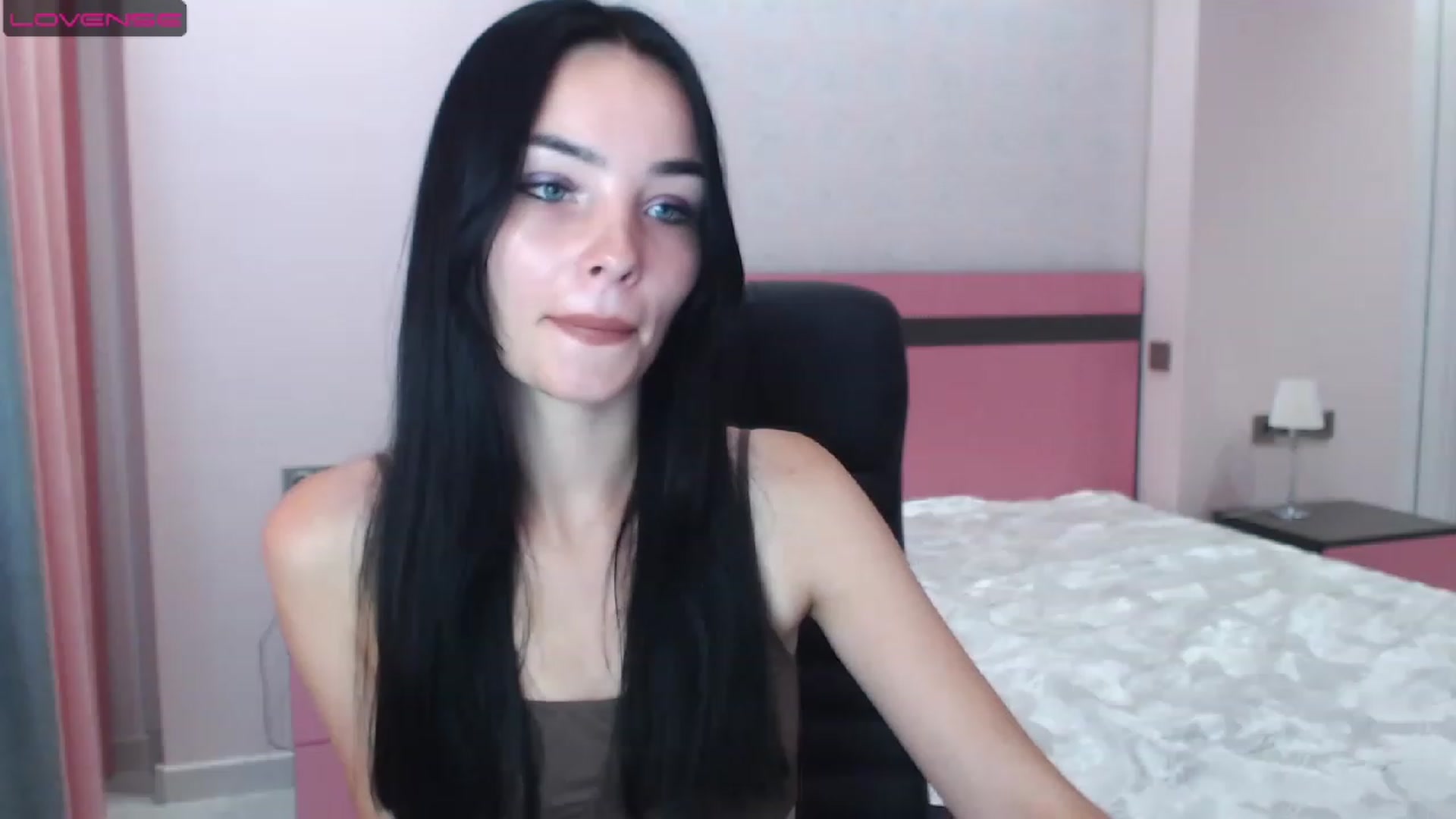 Gallery image thumbnail from SonyaOlsen's myfreecams stream on, 07/25/2023, 10:07 image 13 of 20
